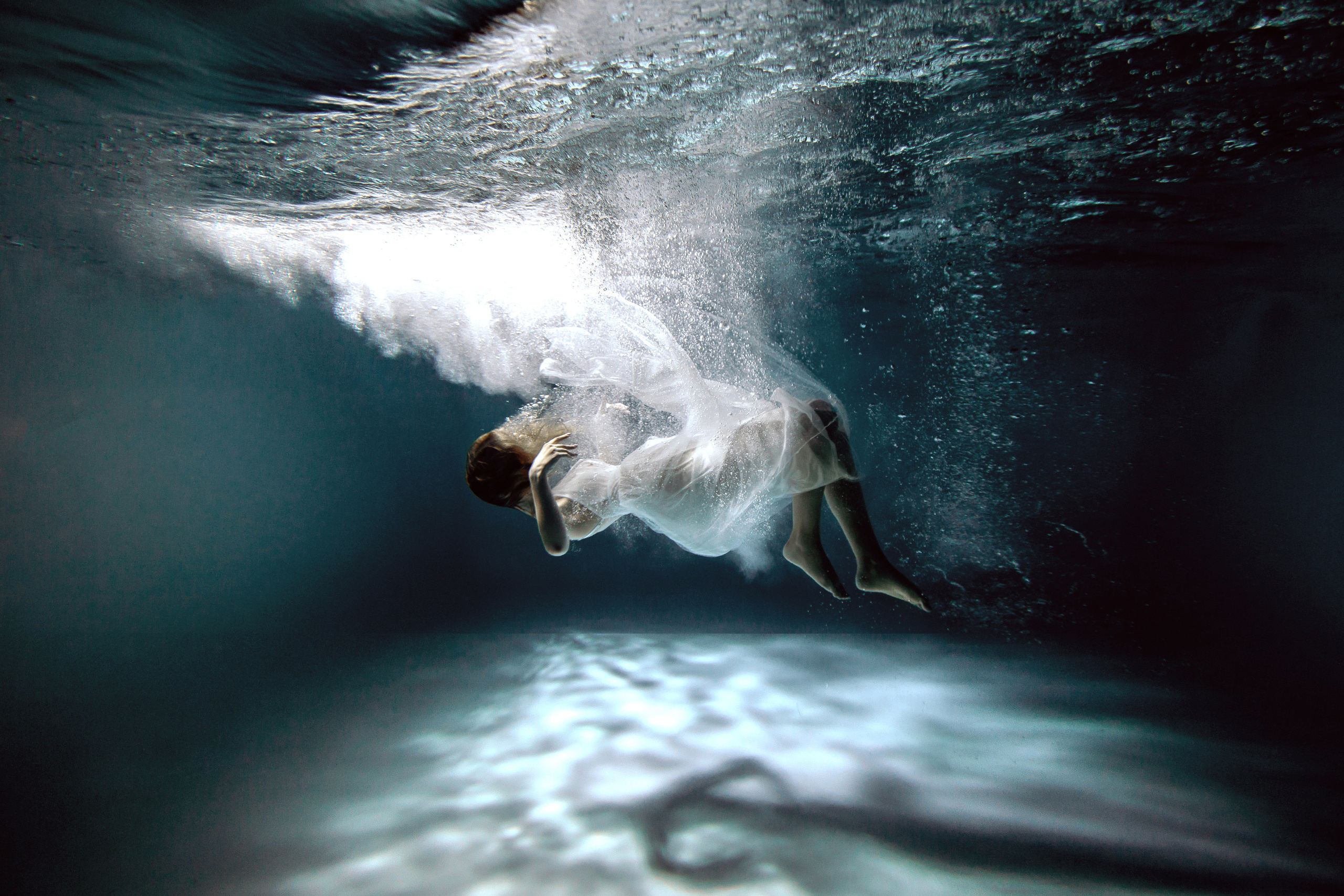 Подводная фотосессия в Москве. Свадебный и семейный фотограф Виктория Носачёва. Щелково, Москва и МО