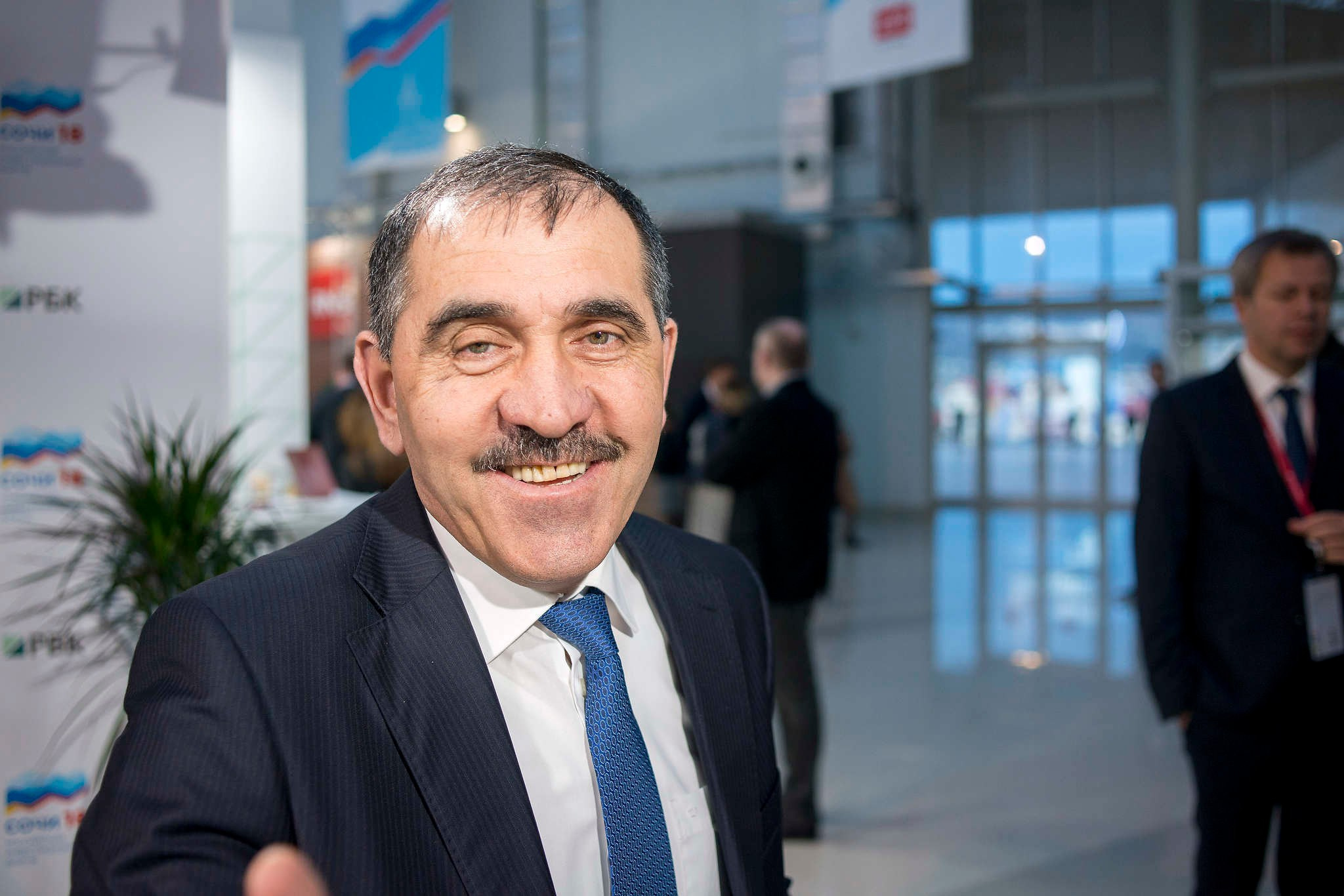 Глава южнороссийской республики Ингушетия Юнус-Бек Евкуров на международном инвестиционном форуме в Сочи. Съемка для РБК в 2018 году.