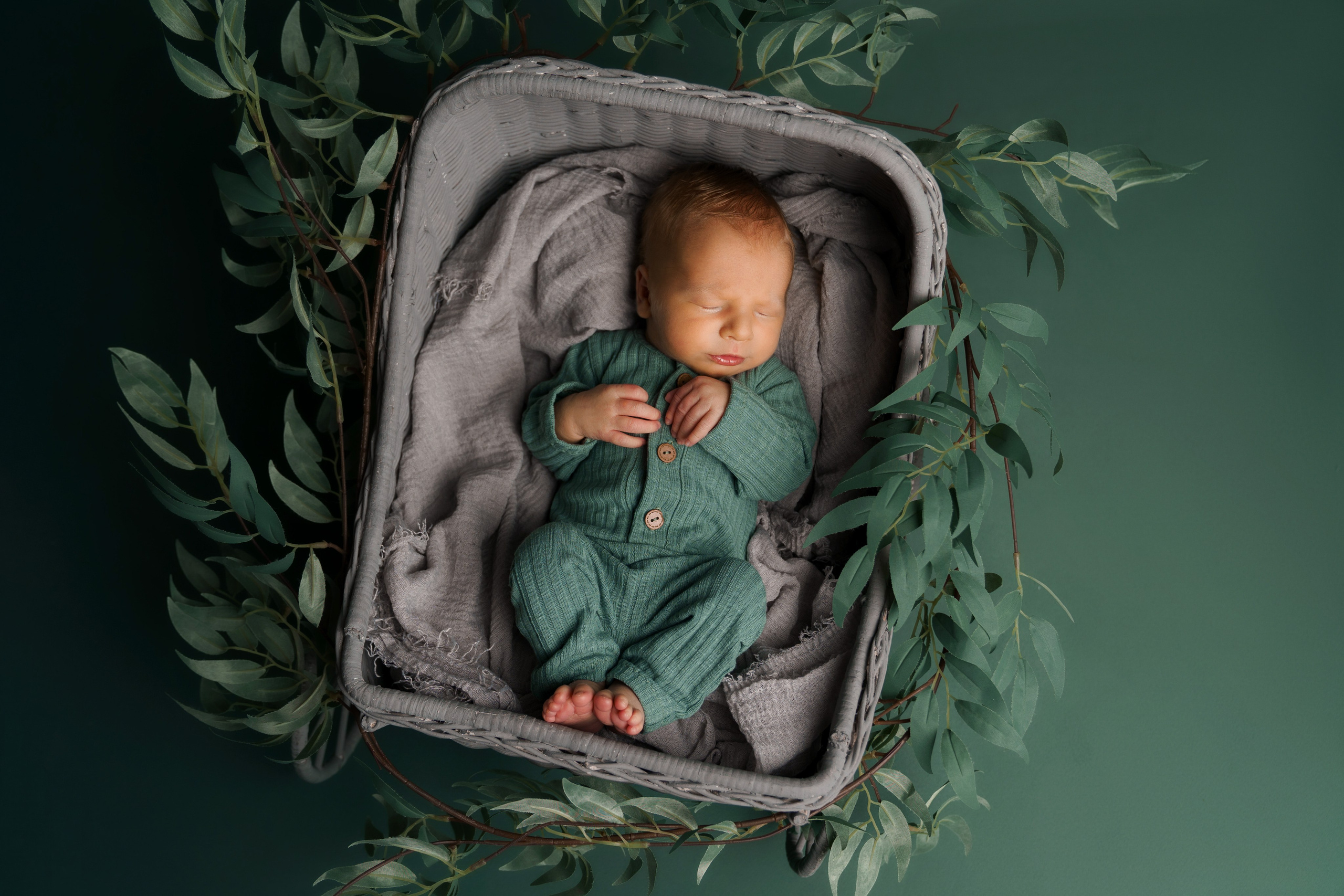 Фотосессия новорожденного (newborn). Фотограф новорожденных, детей до года и беременных в Симферополе