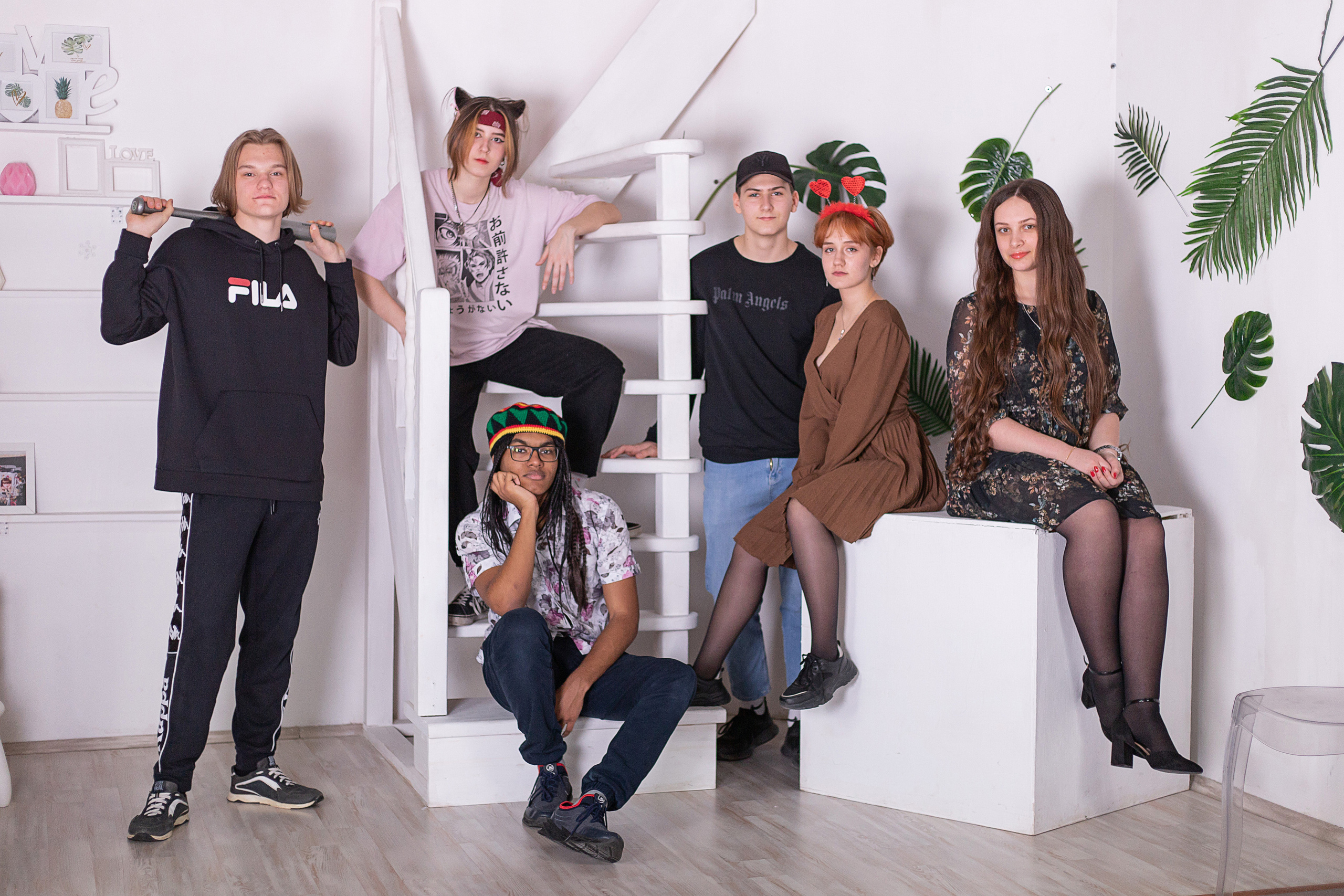 Фотосессия в шахтах школьников в студии. Выпускной альбом Шахты Ростов