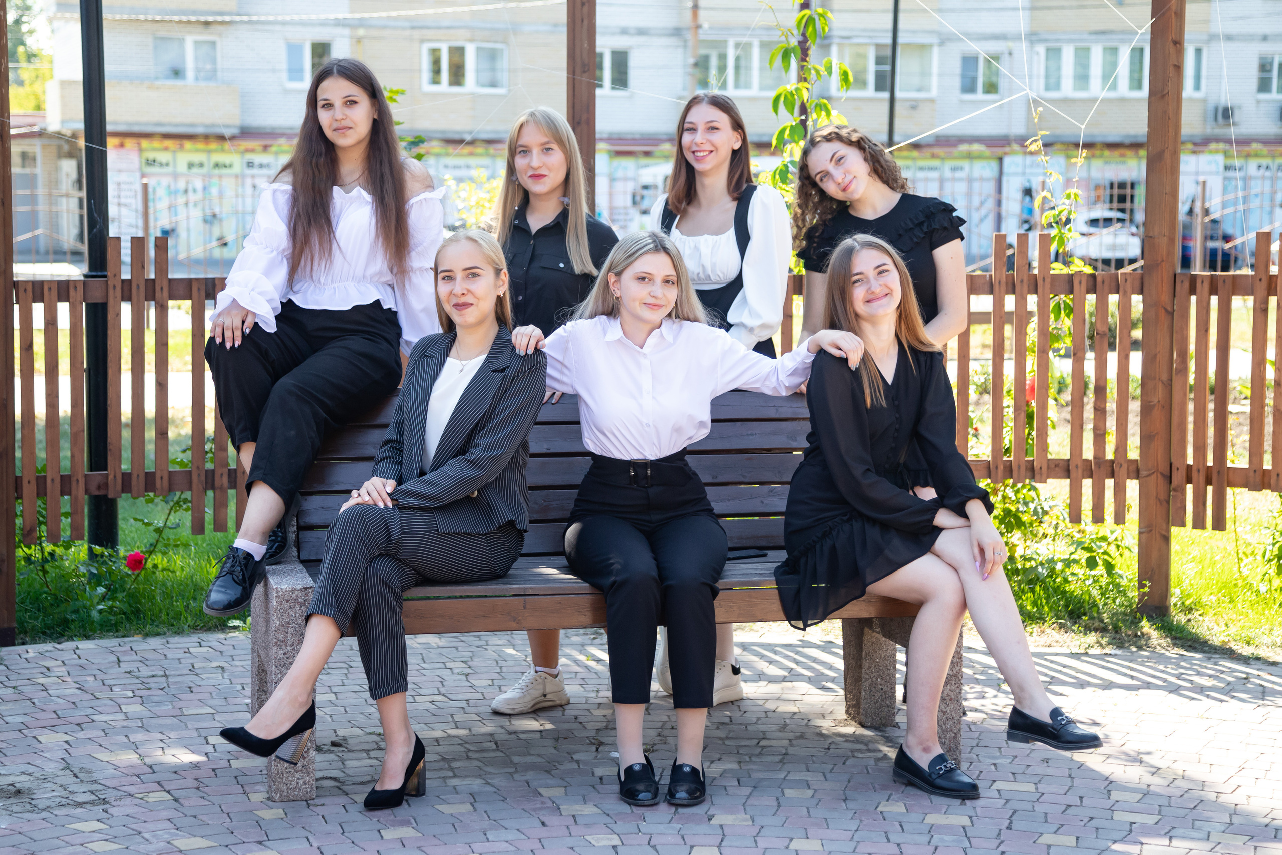 Выпускной альбом 11 кл Новошахтинск. Выпускной альбом Шахты Ростов