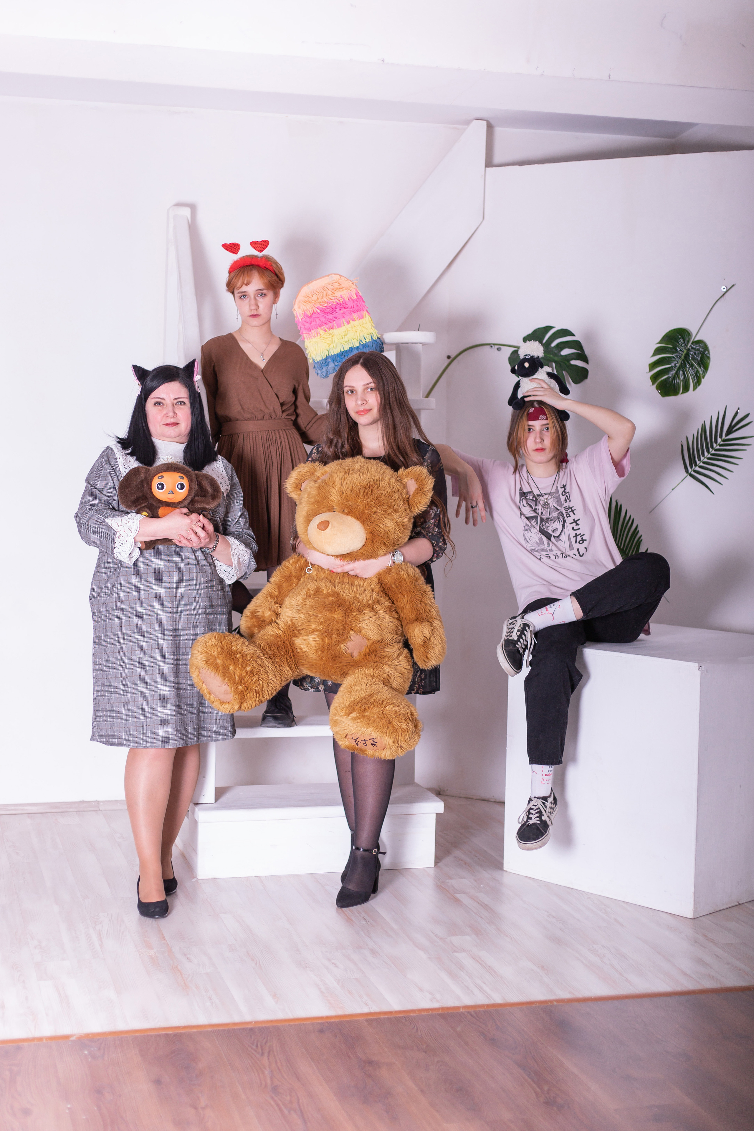 Фотосессия в шахтах школьников в студии. Выпускной альбом Шахты Ростов