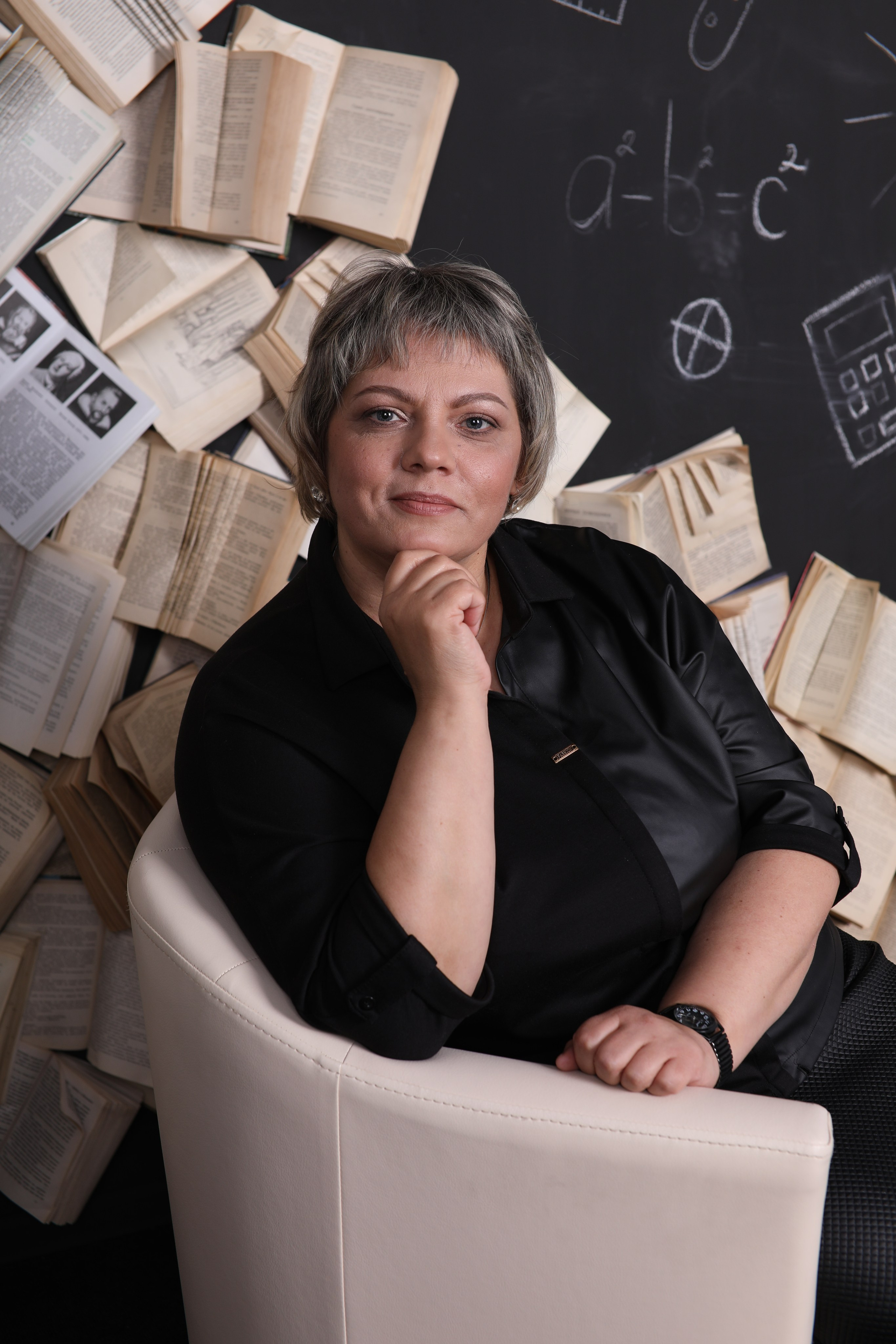 Наша фотостудия. Выпускные альбомы в Красноярске. Студия Колибри