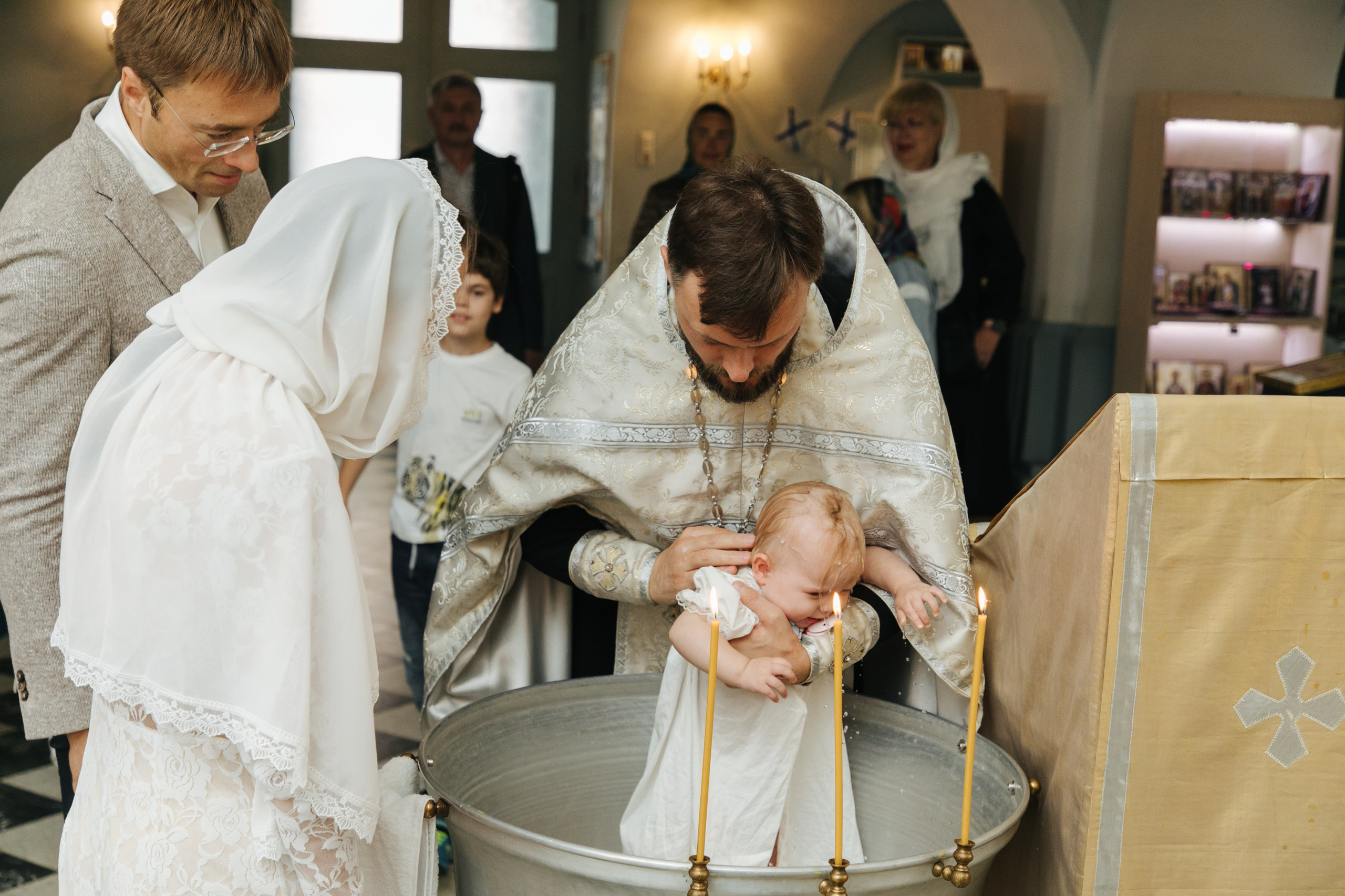 Крещение церковь Трех Святителей СПб. Фотограф на крещение в Санкт Петербурге
