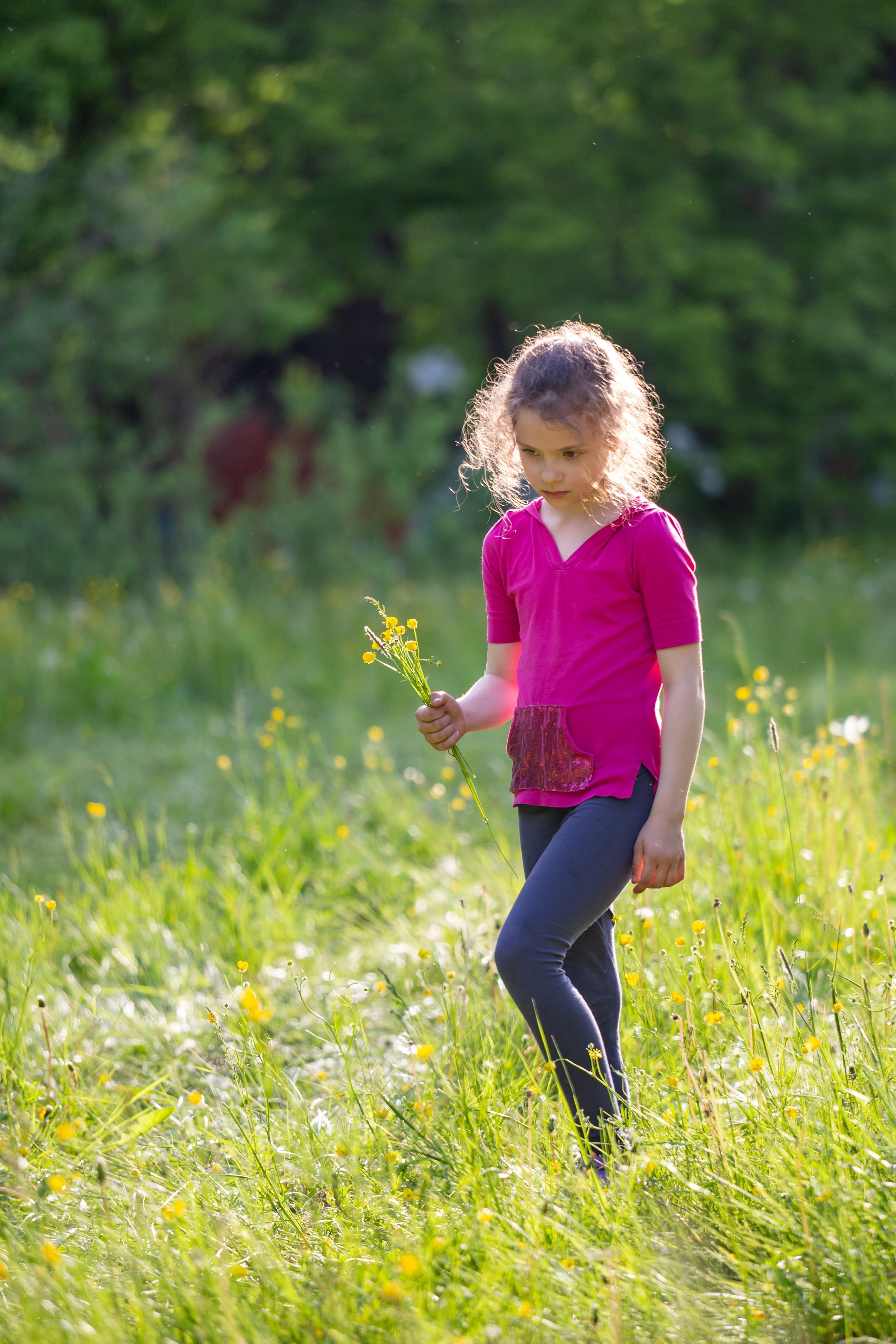Фотограф на прогулочную фотосессии, фотосъёмка в парке, фотосессии в цветущем саду, студийные фотосессии. «Студия DRONAVT`s» — видеосъёмка и фотография г. Москва