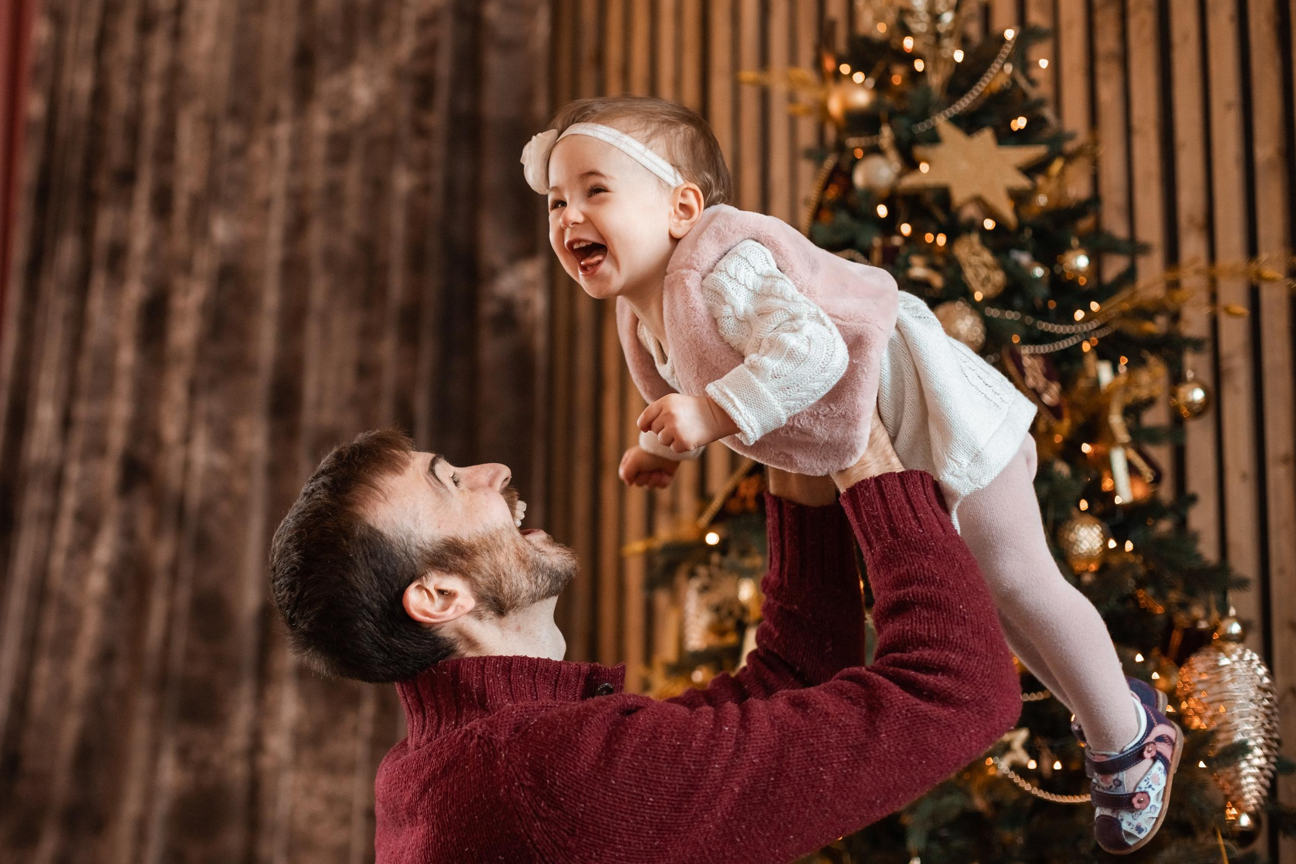 Новогодняя семейная фотосессия в студии Гага. Женский семейный фотограф Тула Москва Захарова Анна