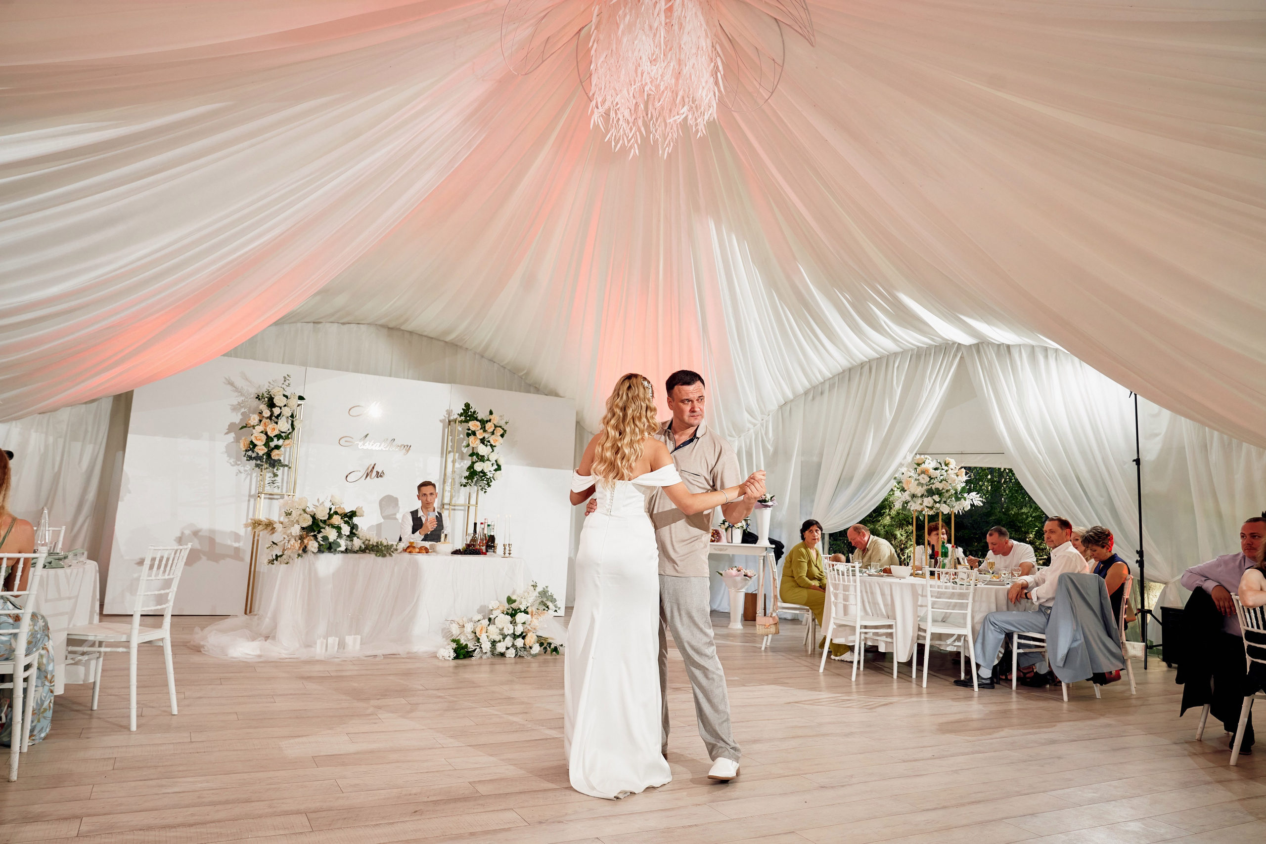 Свадебняа Фотосессия Николая и Анастасии в Кусково