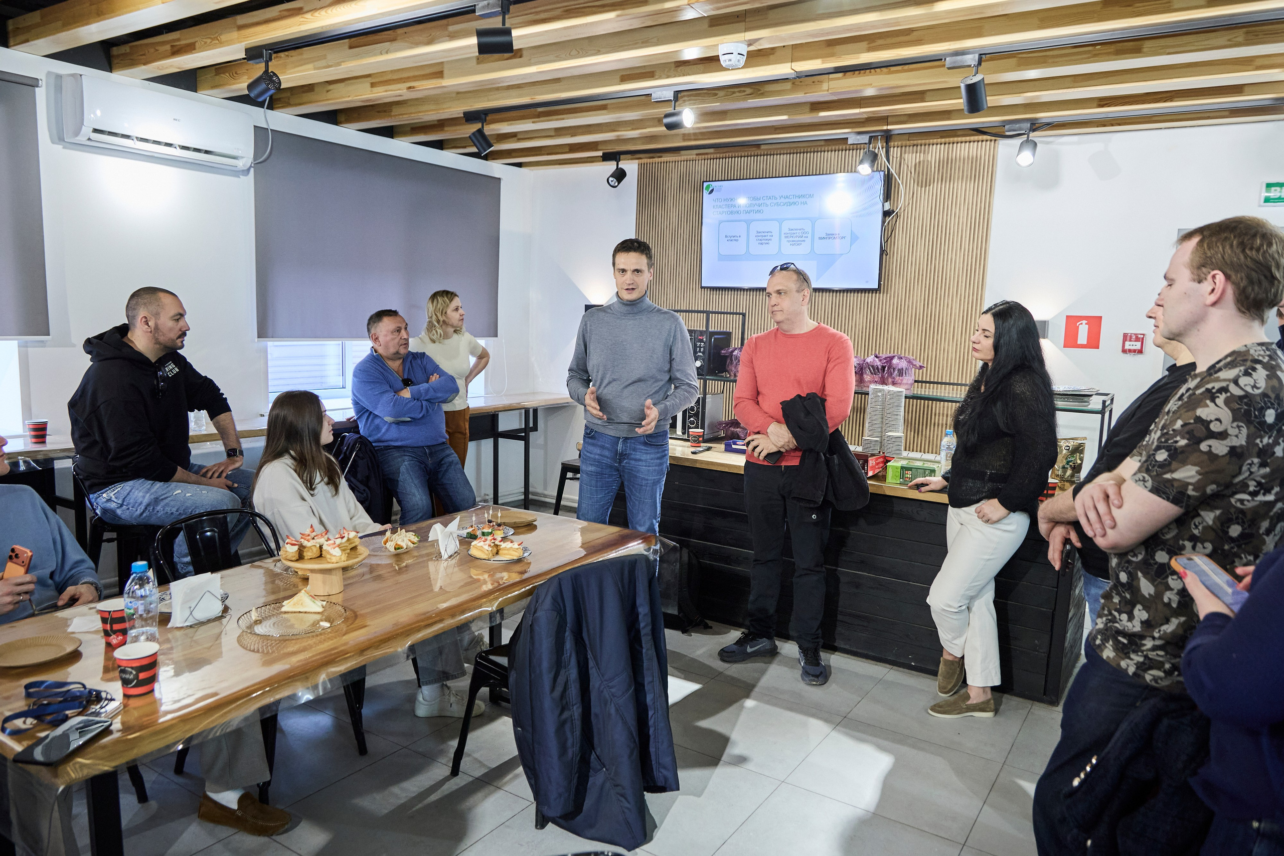 Дискуссионный клуб «Попутного ветра» | Левитановский культурный центр. Плёс. OSPhoto