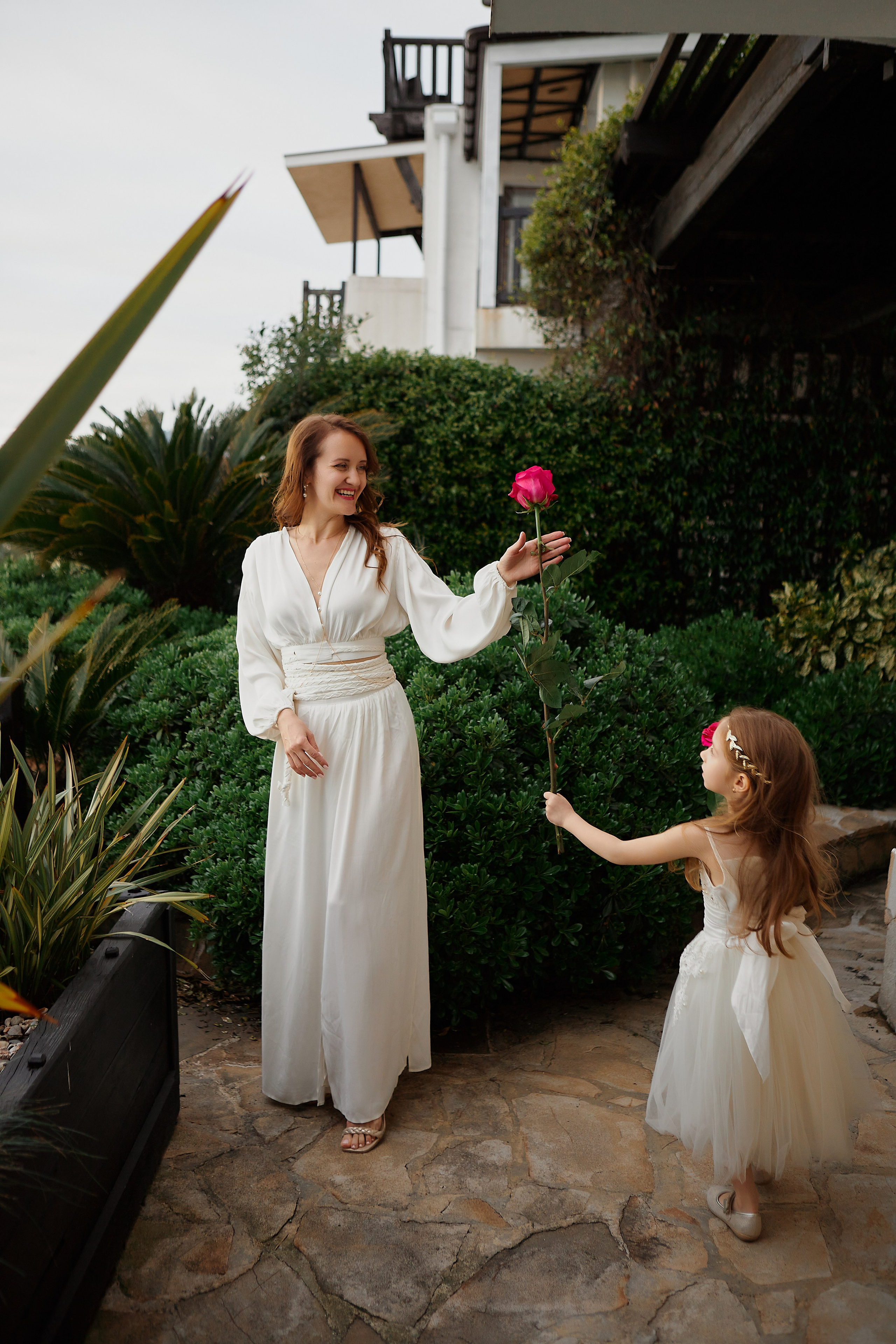 Девичник Santorini. Свадебный и семейный фотограф в Сочи-Красной поляне Ларионова Анна