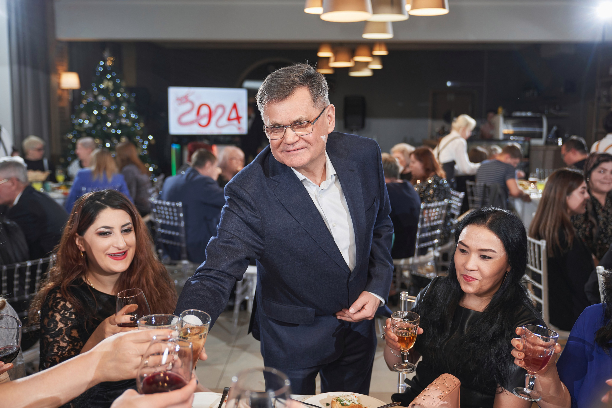 Новогодний корпоратив ДПС-Канцелярия в ресторане Медуза, Долгопрудный