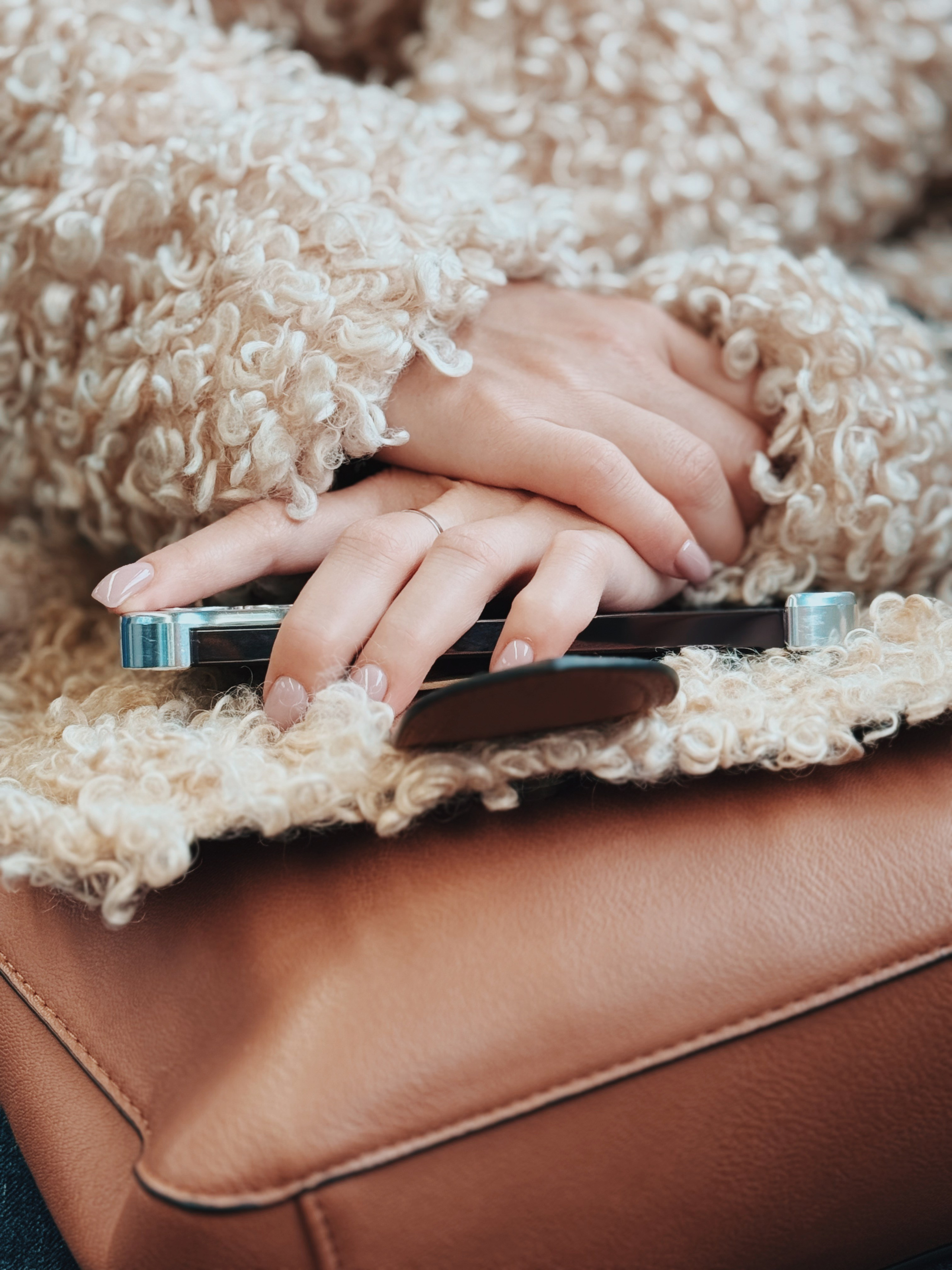 #руки_незнакомцев. Главная