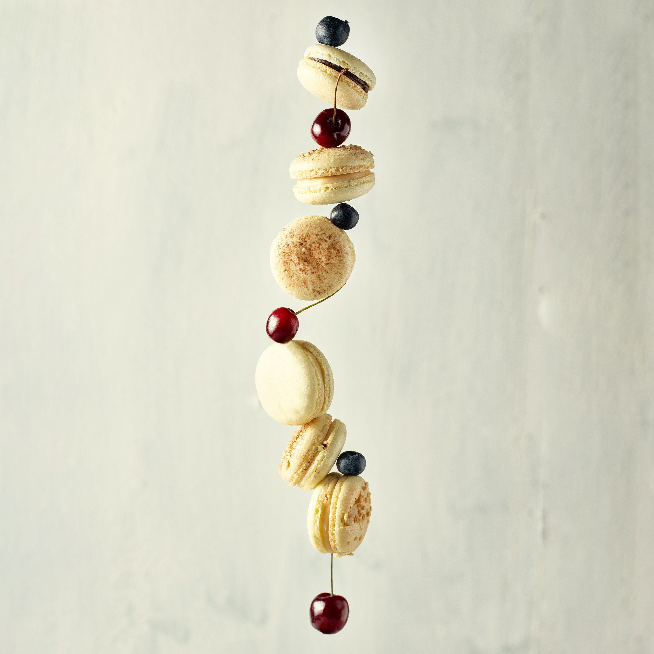 Левитация и спецэффекты. Фуд и предметный фотограф Гришина Ольга