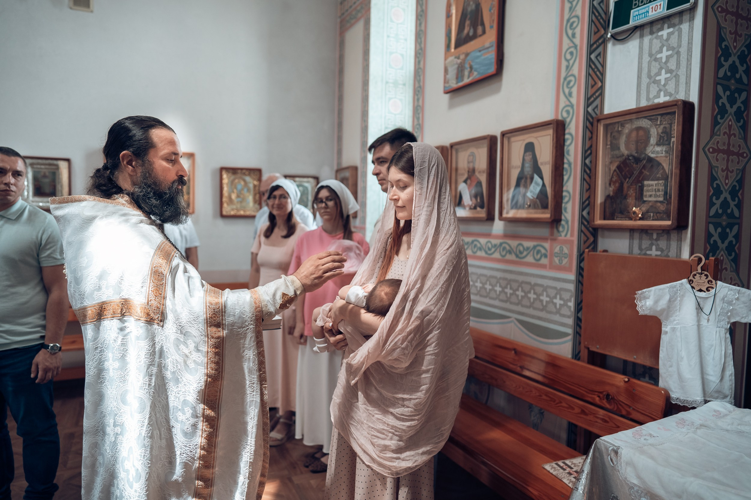 Крещение в храме Романа Исповедника г. Севастополь. Церковный фотограф Севастополь