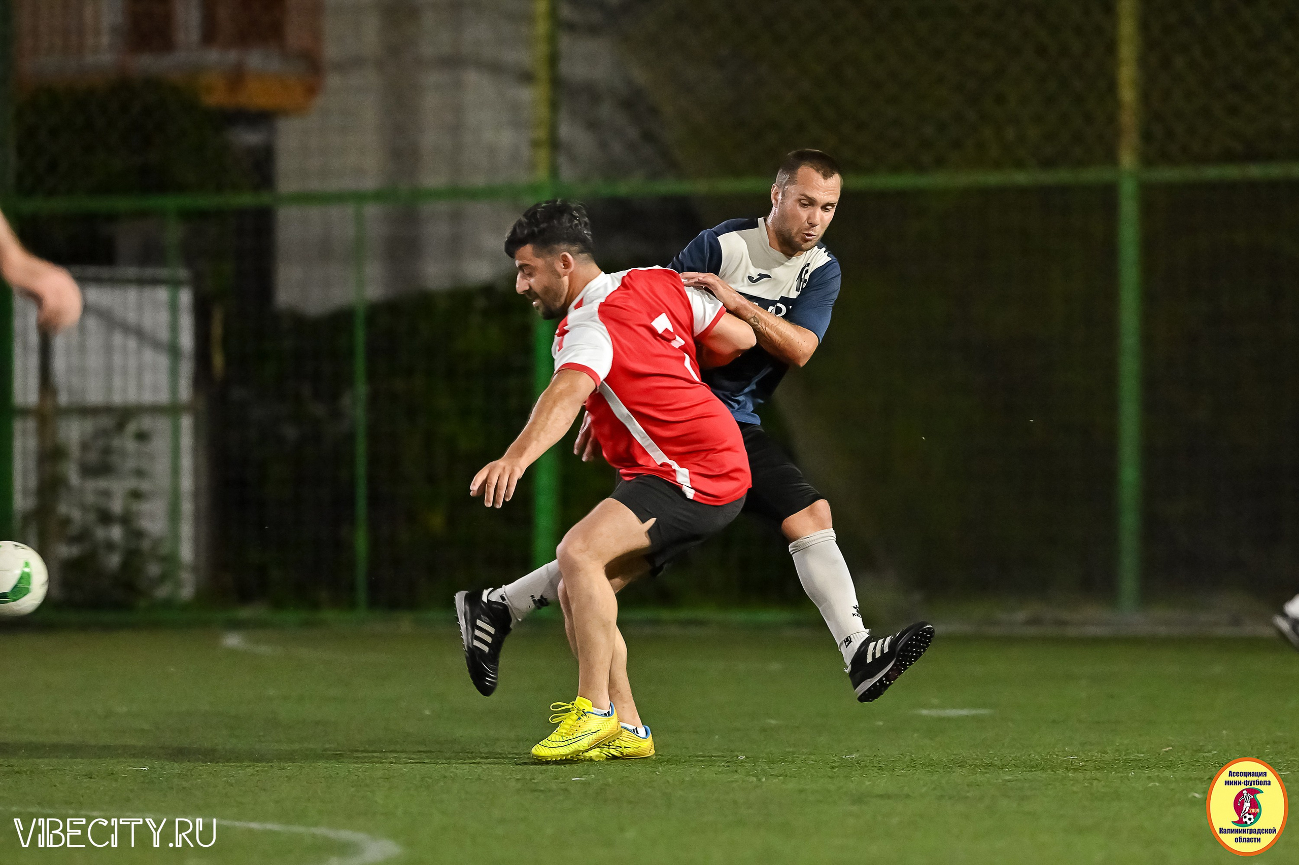 ИГРЫ МИНИ-ФУТБОЛЬНОЙ И КОРПОРАТИВНОЙ ЛИГИ. VIBECITY.RU Вайб Сити Ру Фоторепортажи Фотоотчеты Калининград
