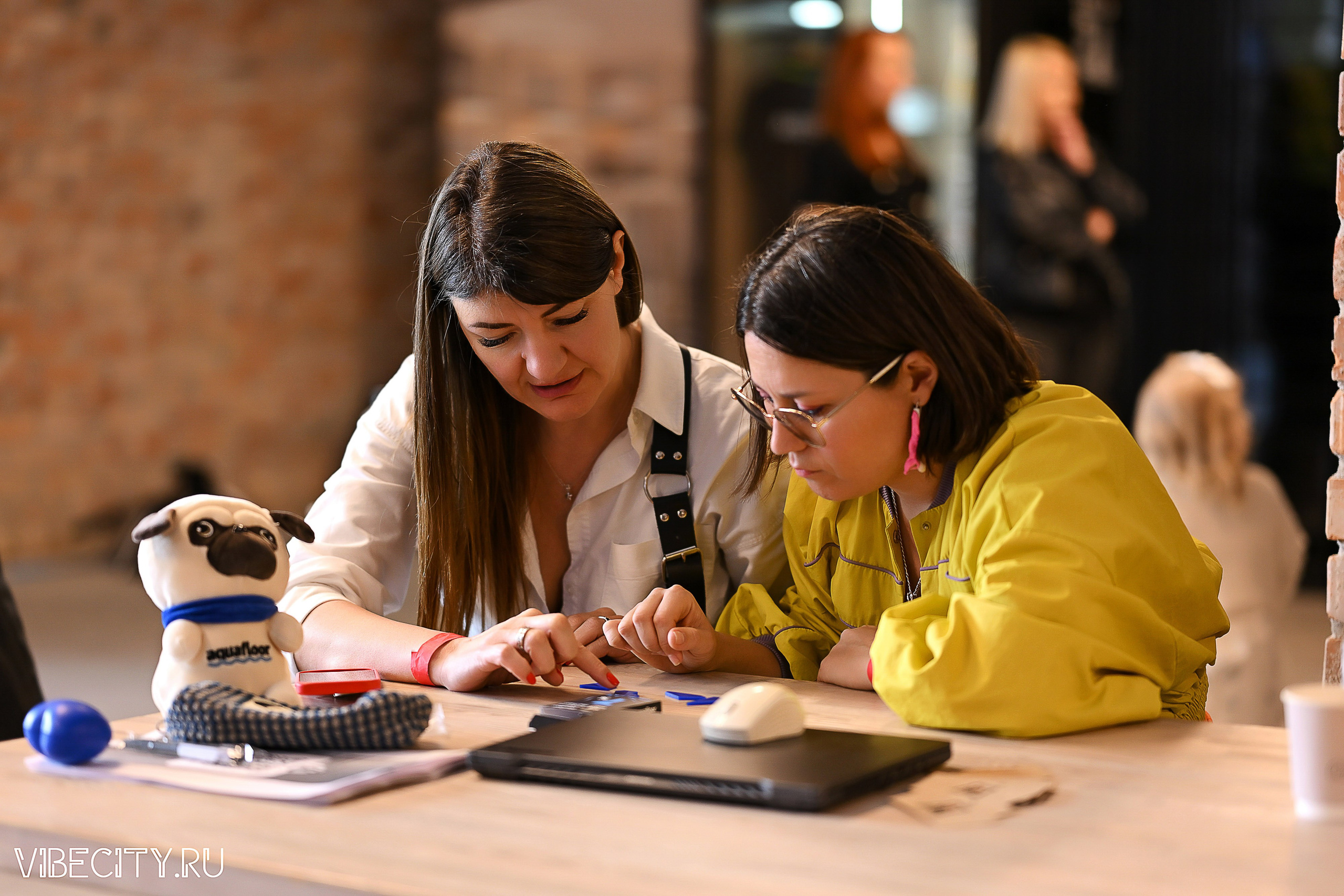 ДИЗАЙН-ФЕСТ КОНФЕРЕНЦИЯ. VIBECITY.RU Вайб Сити Ру Фоторепортажи Фотоотчеты Калининград