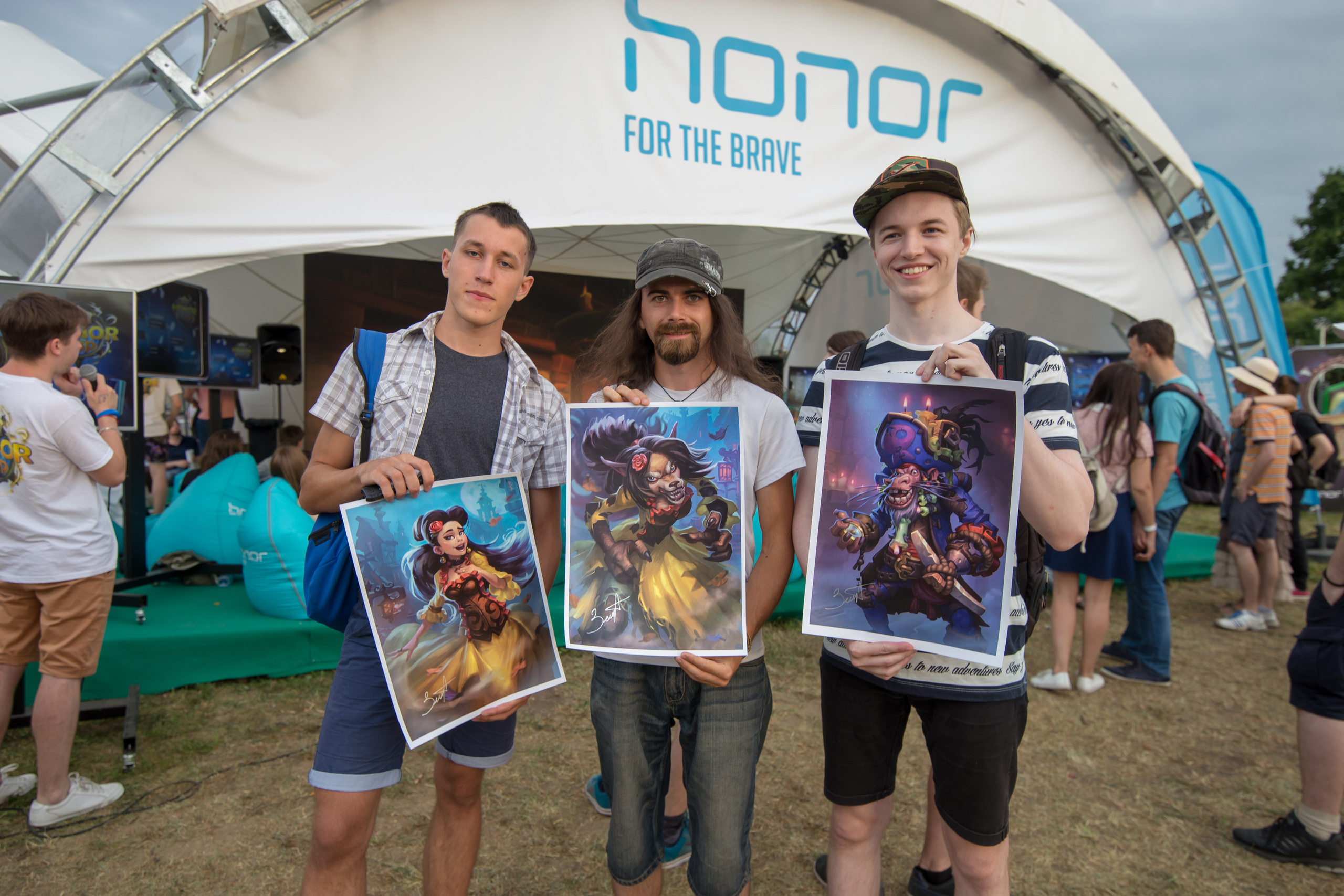 Honor. ByGreen.org — Cosplay photo and video with love