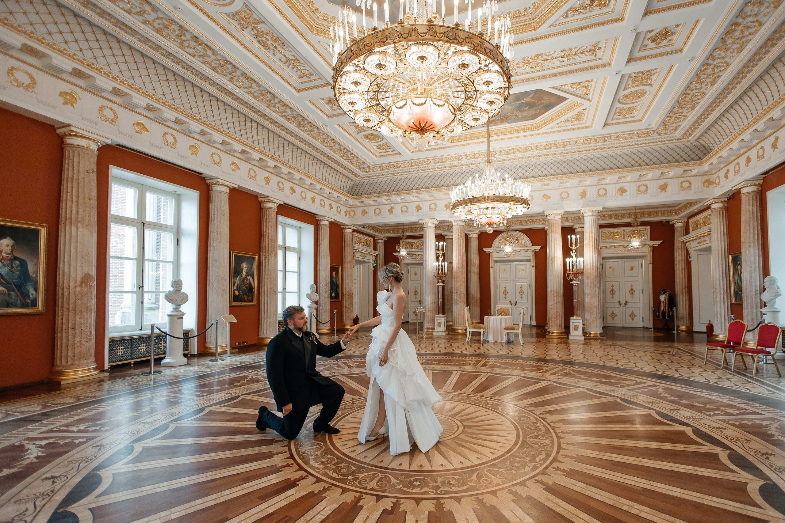 свадебная фотосессия в Большом Дворце Царицыно Таврический зал