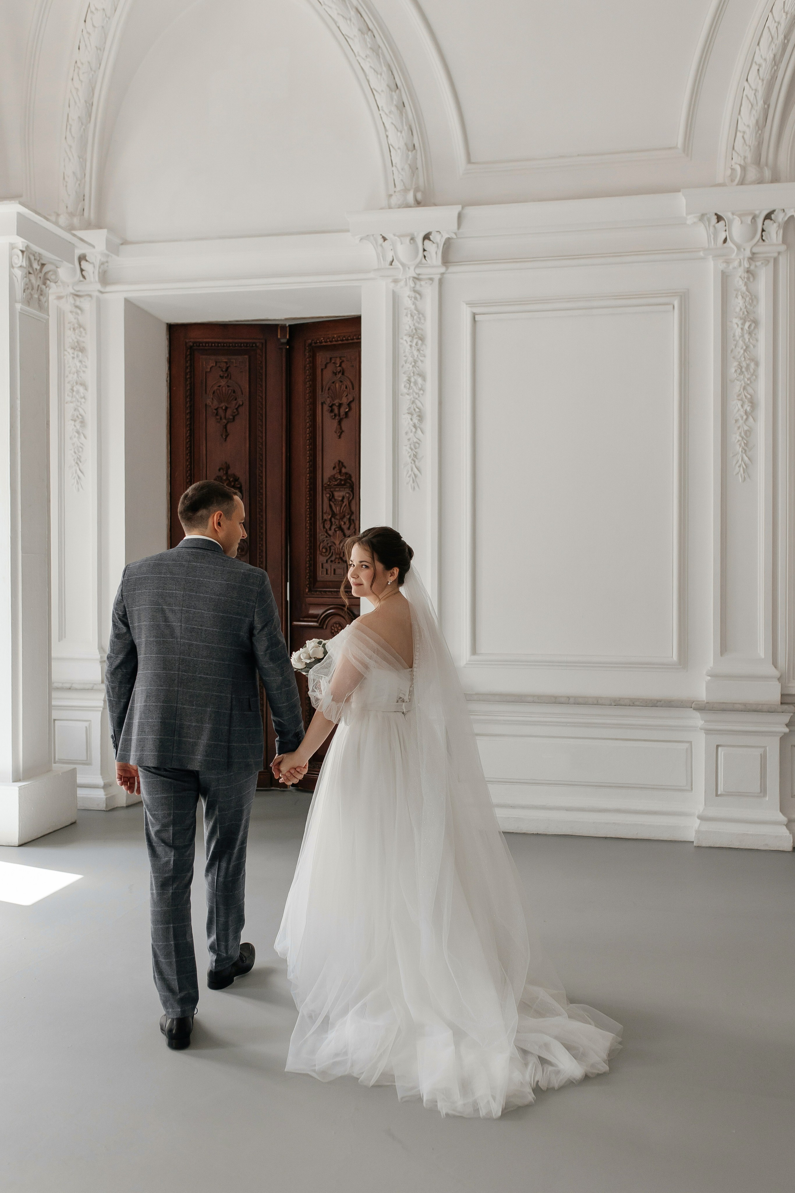 свадебная фотосессия в особняке спиридонова