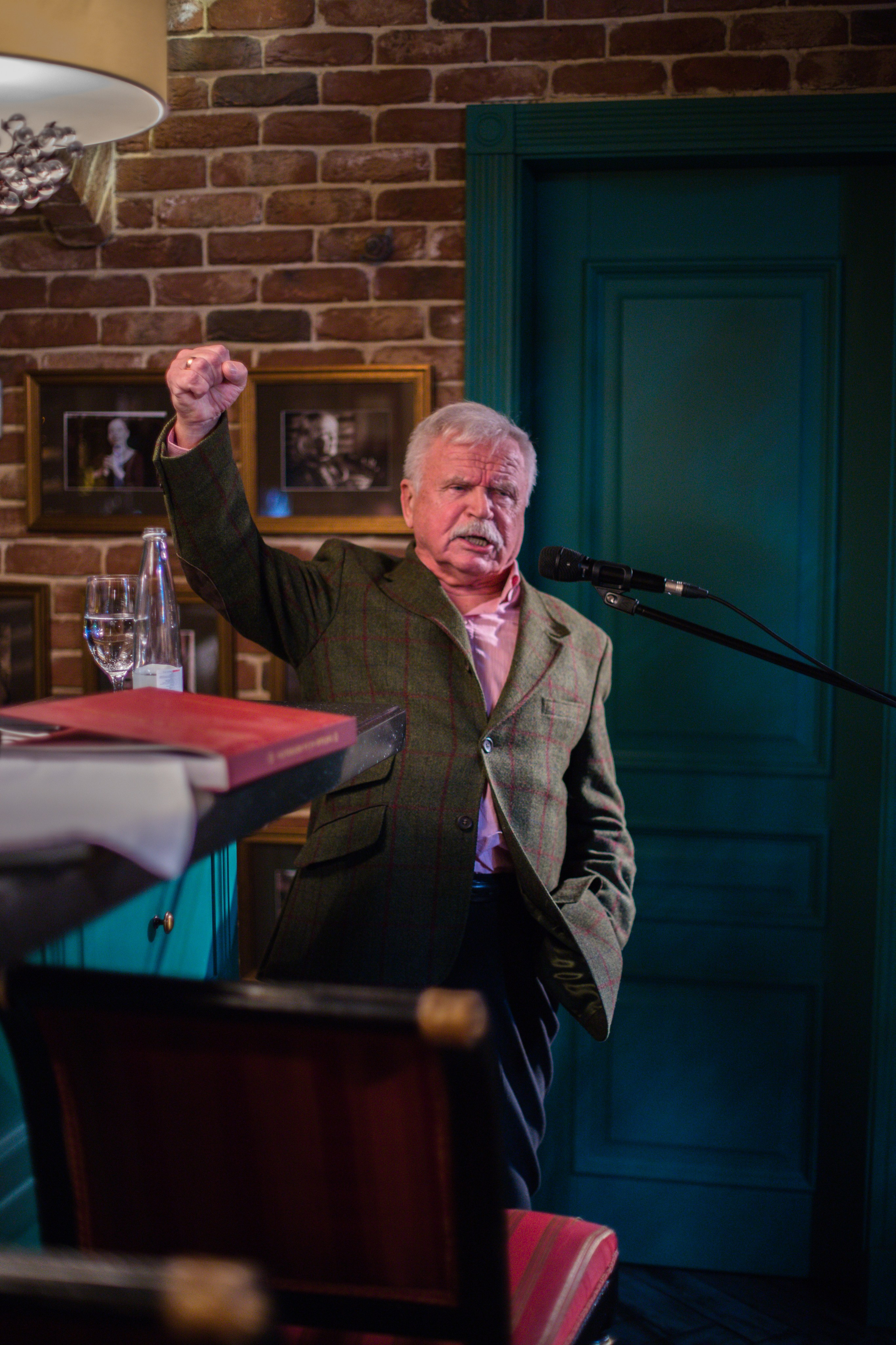 Специальные проекты. По любви!