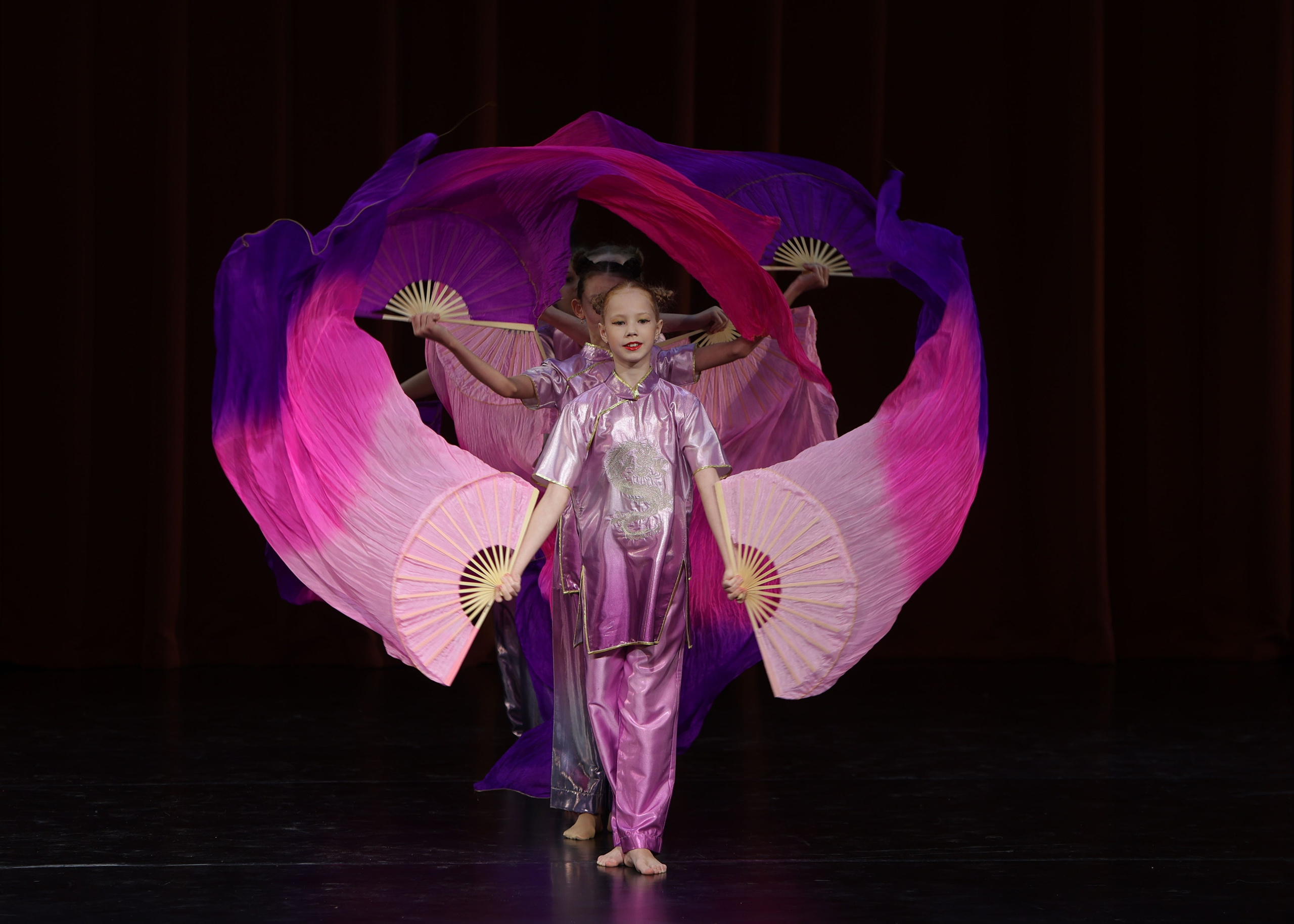 Фестиваль хореографического искусства «КУБОК ЛЕГЕНДЫ — 2025». Выпускные альбомы и школьный фотограф в Подольске, Троицке, Щербинке, Москве и Московской области