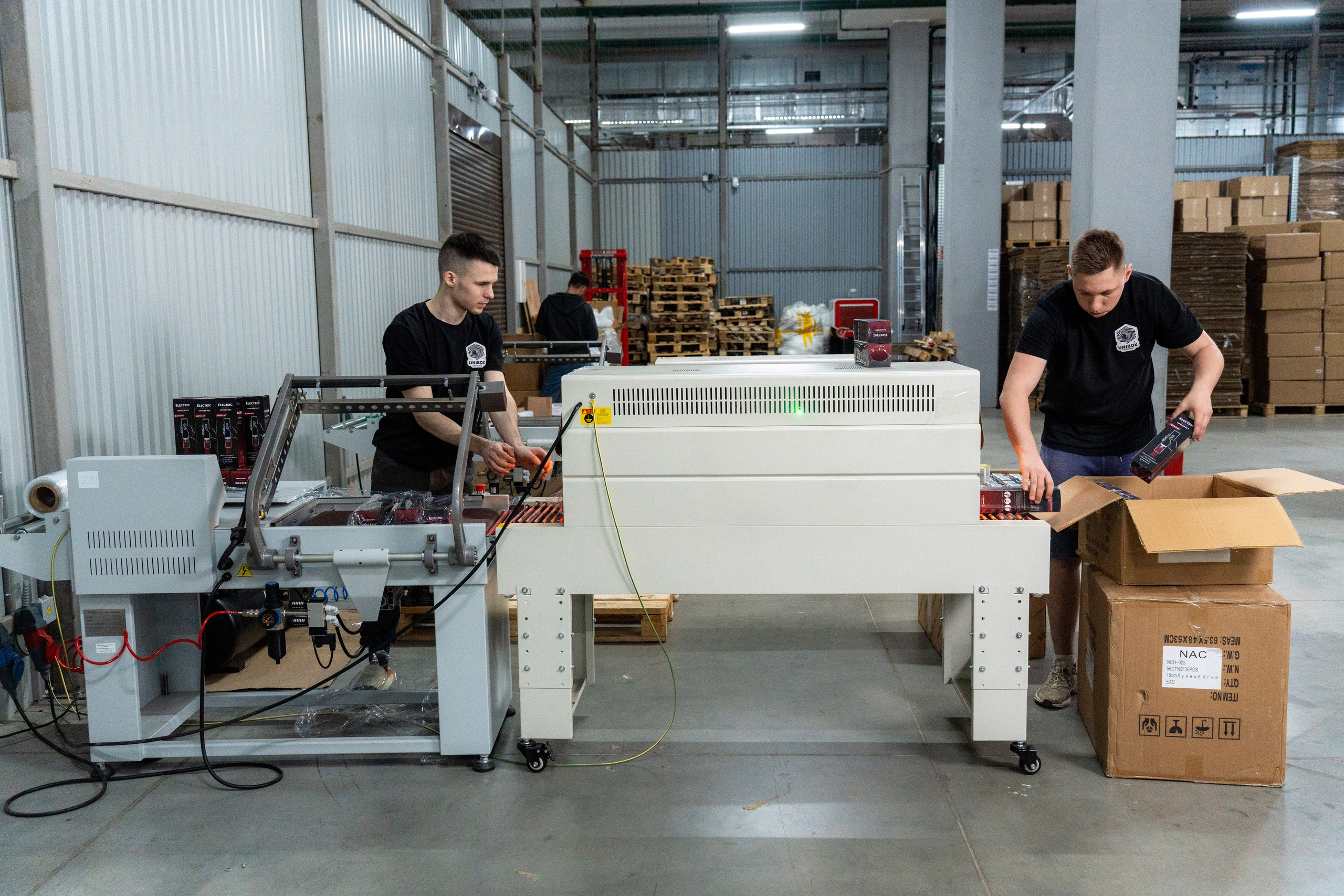 Фотосессия на складе фулфилмента в Фудсити, фотосъемка на складе