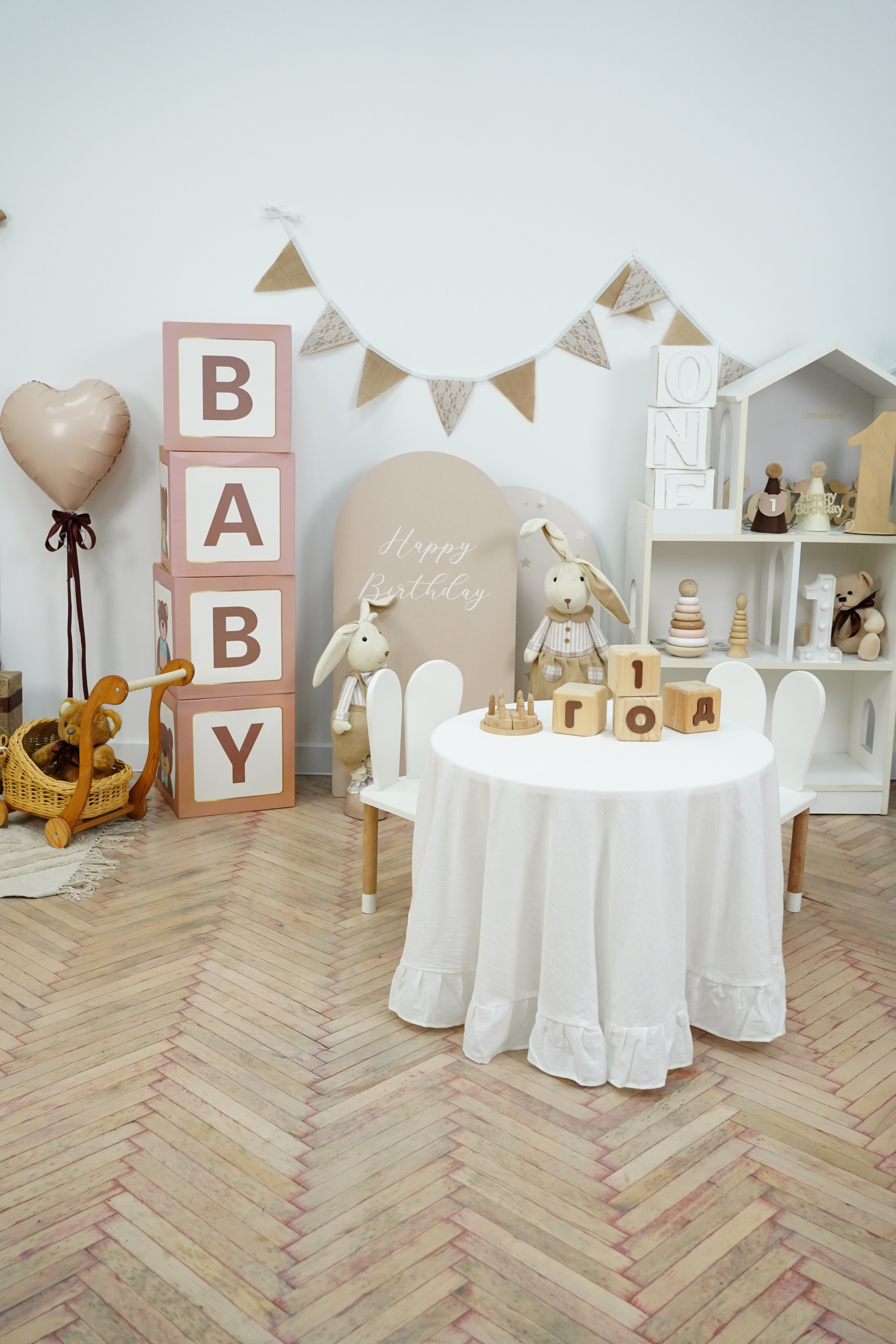 Наши Новые Фотозоны. Детская Фотостудия ГОДОВАСИКИ в Санкт-Петербурге фотосесия на годик