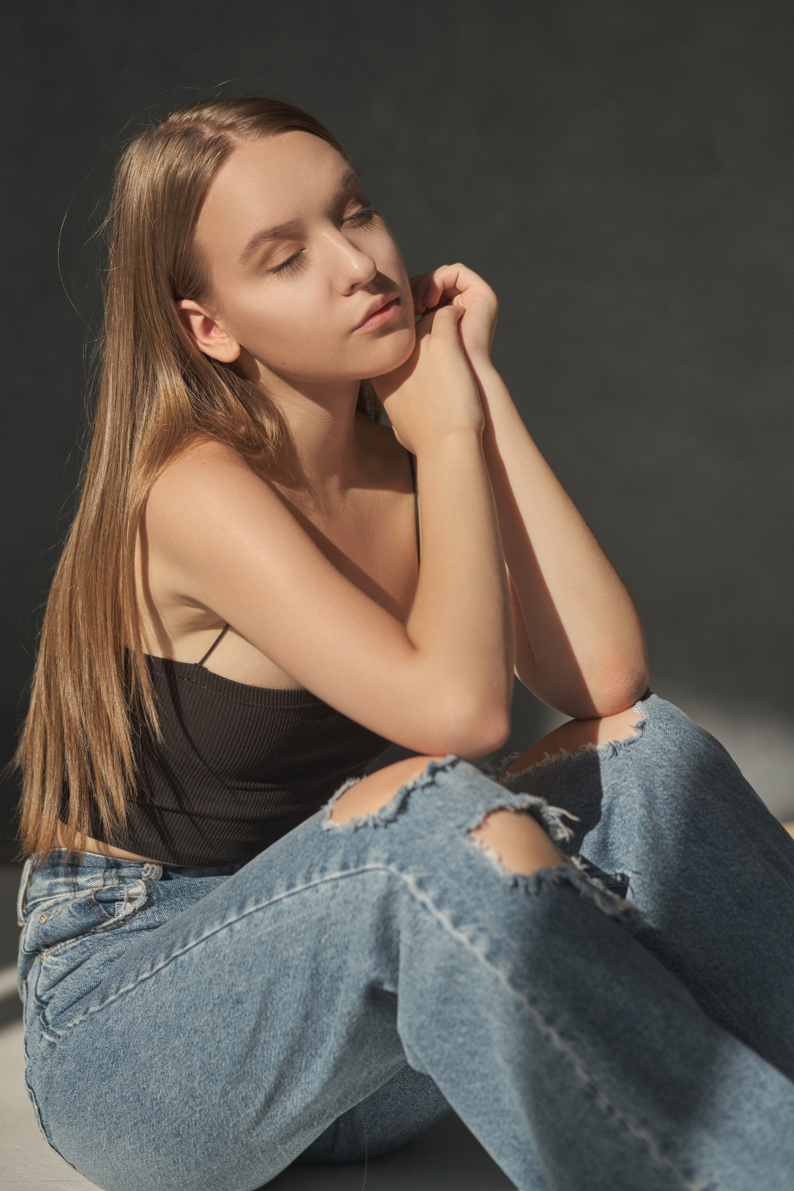 Фотосессия девушки в Самаре с макияжем и одеждой