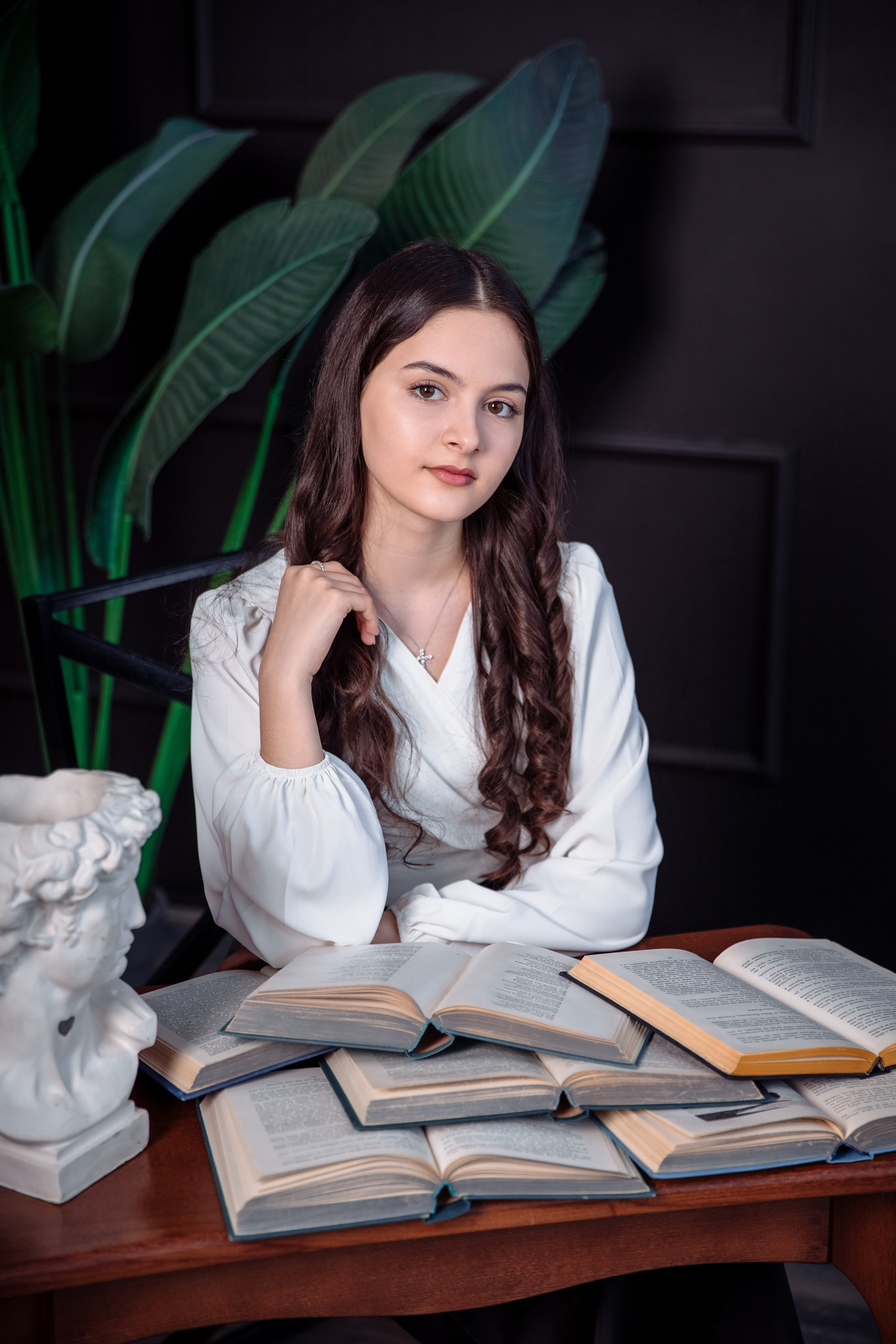 Старшая школа. Выпускные школьные фотоальбомы для школ и детских садов в Волгограде и Волжском