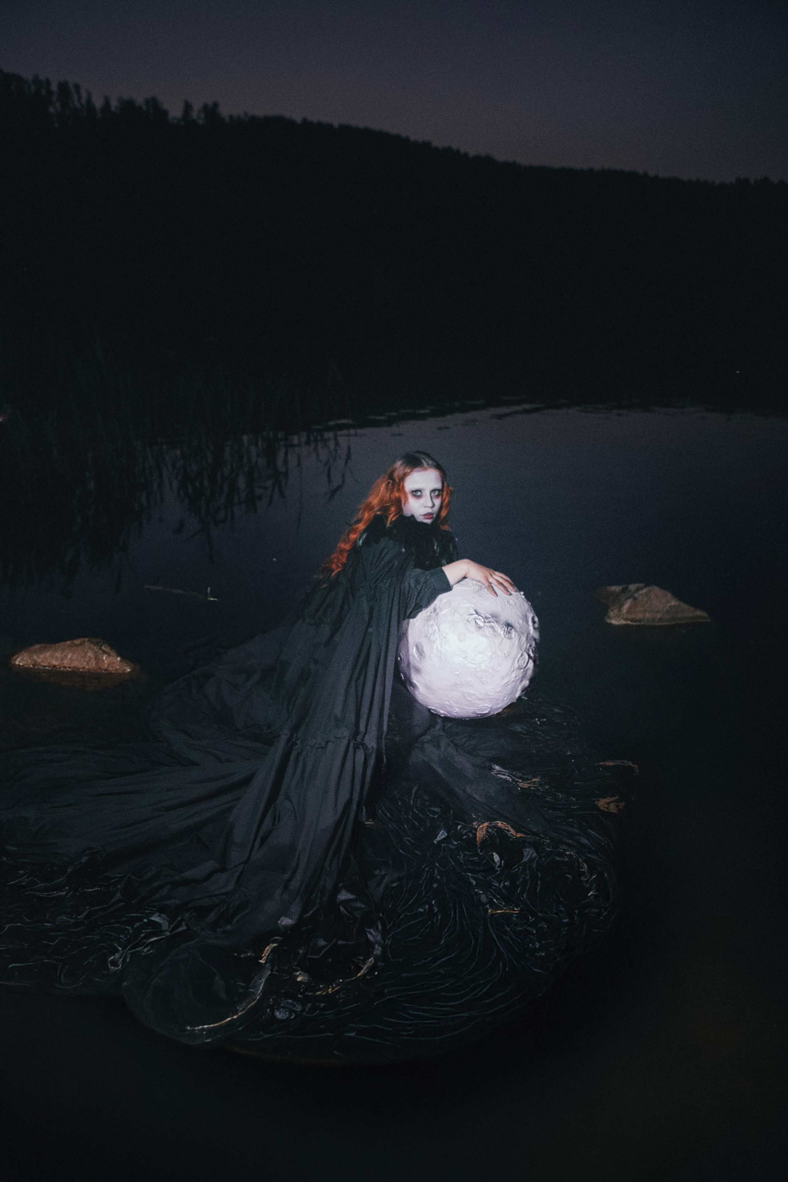 Кража луны. Allirubrum