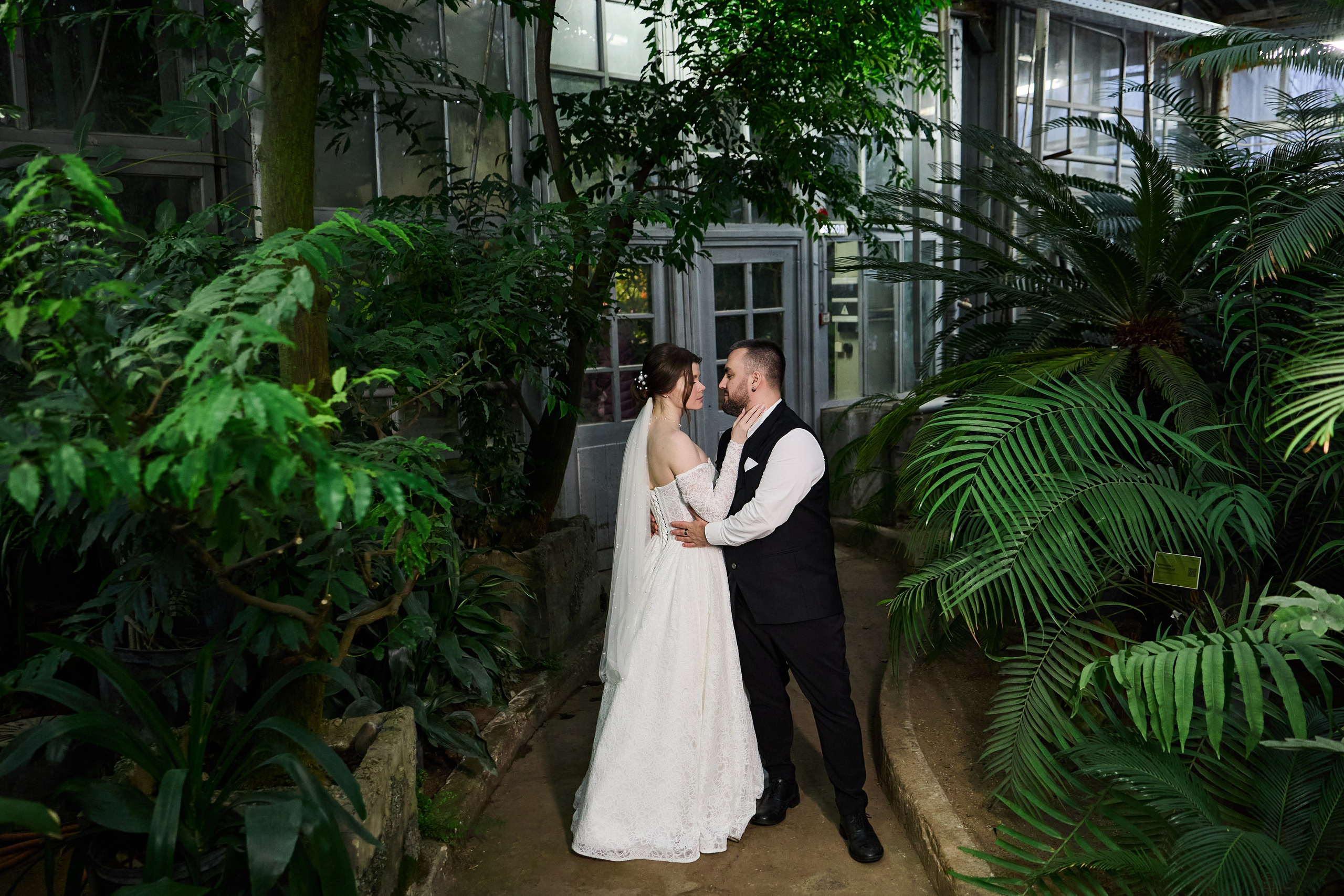 Классические сборы в отеле. Роспись в 4 ЗАГСе и съемка в оранжерее Цицина РАН. Любовь Юсупова. Фотограф