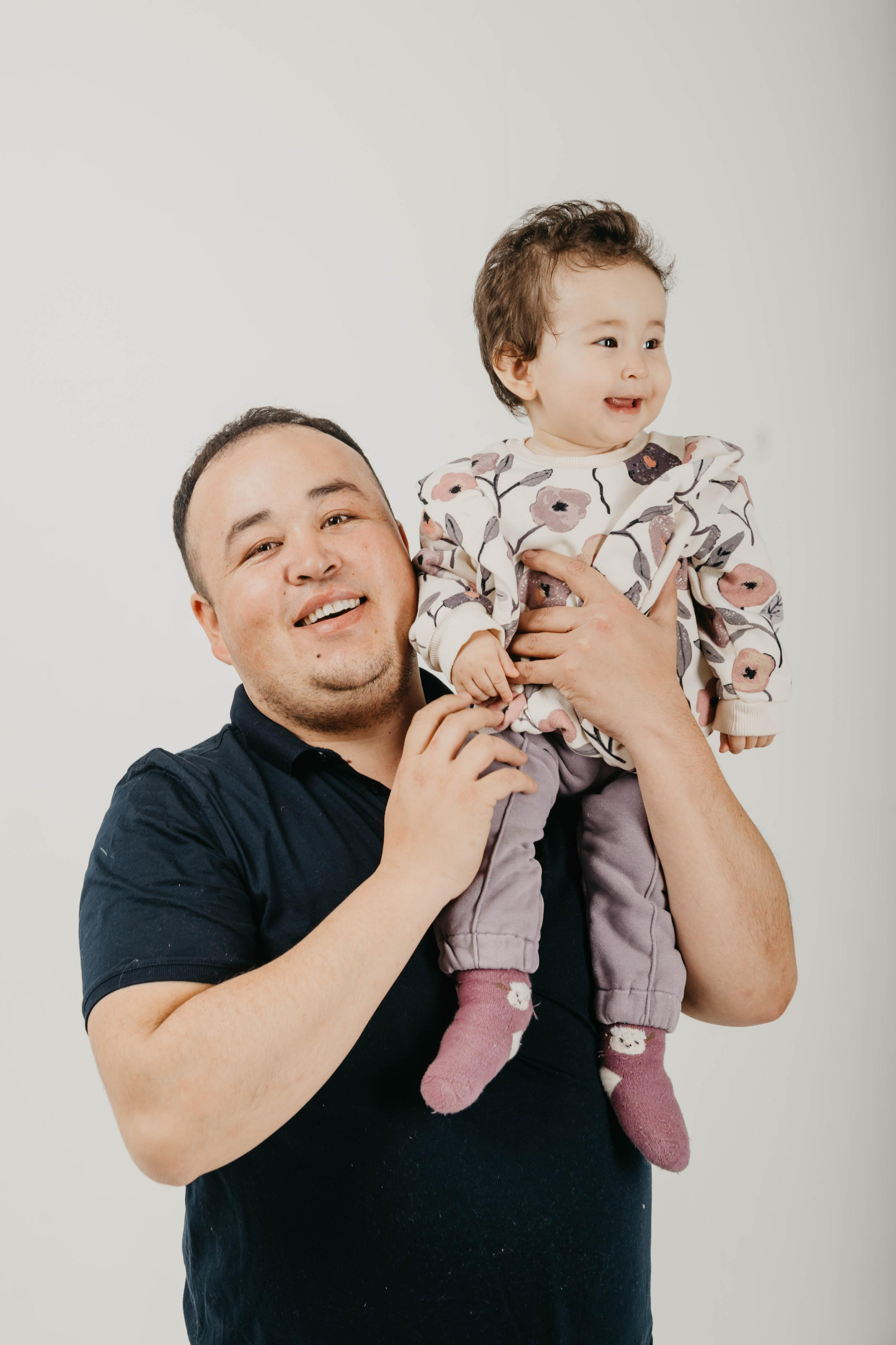 Семейная фотосессия Нурзата, Айшы и прицессы Айганым. Свадебный, семейный и портретный фотограф в Алматы, Костанай