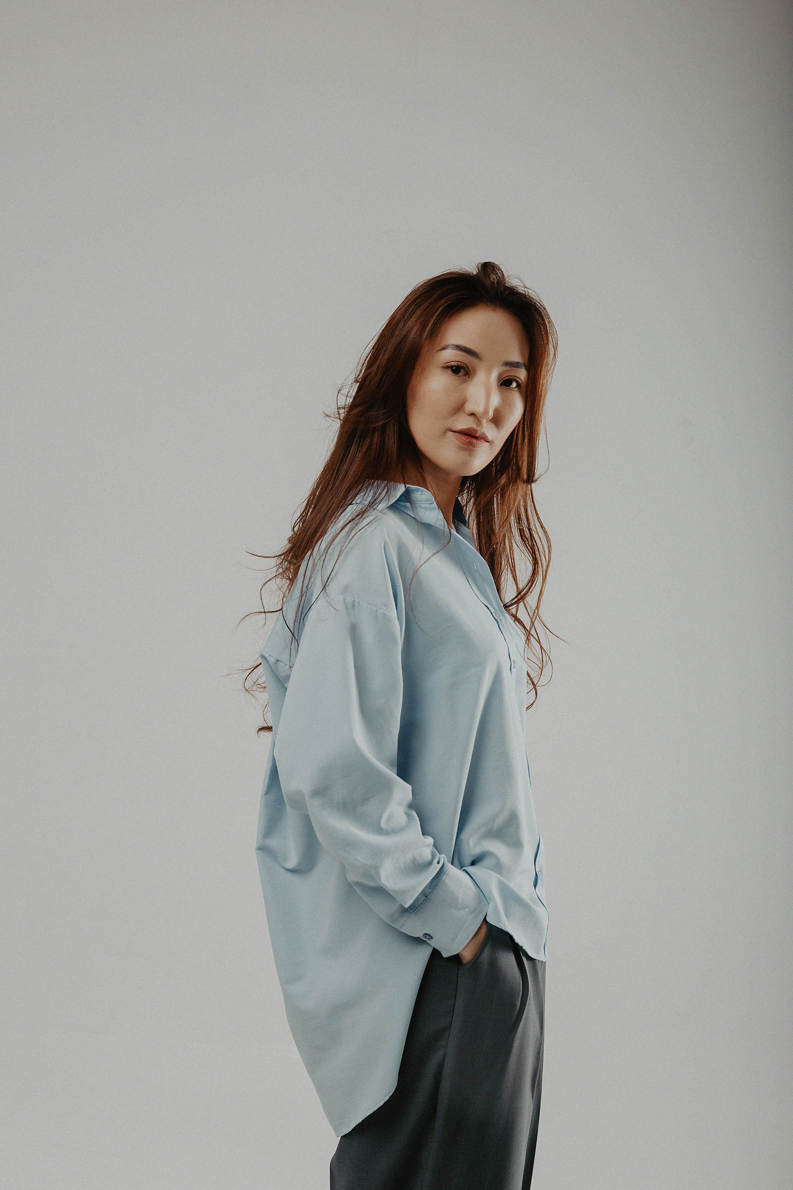 Фотосессия Ерке и Димаша в фотостудии Пространство. Свадебный, семейный и портретный фотограф в Алматы, Костанай