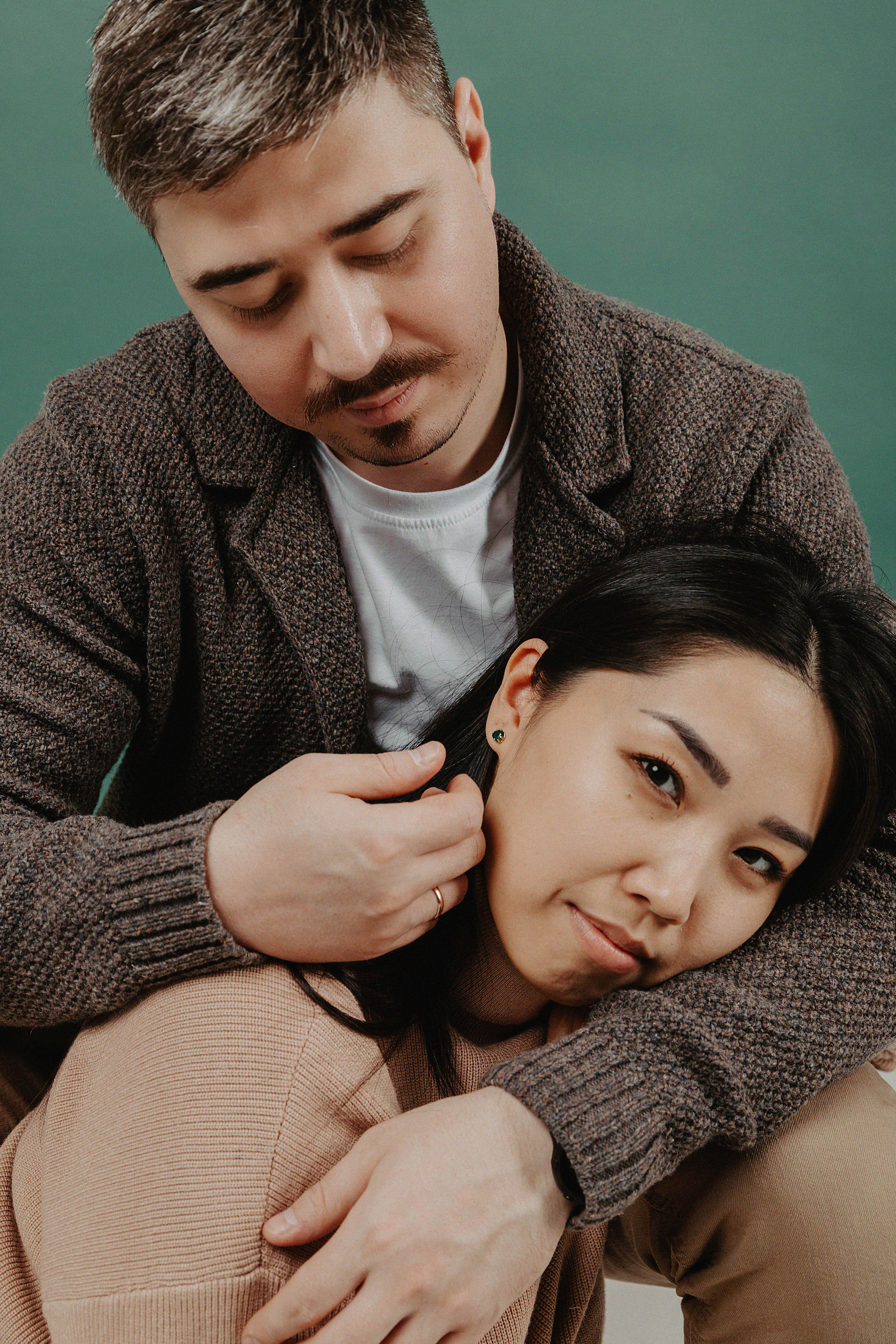 Семейная фотосессия в фотостудии Пространство. Свадебный, семейный и портретный фотограф в Алматы, Костанай