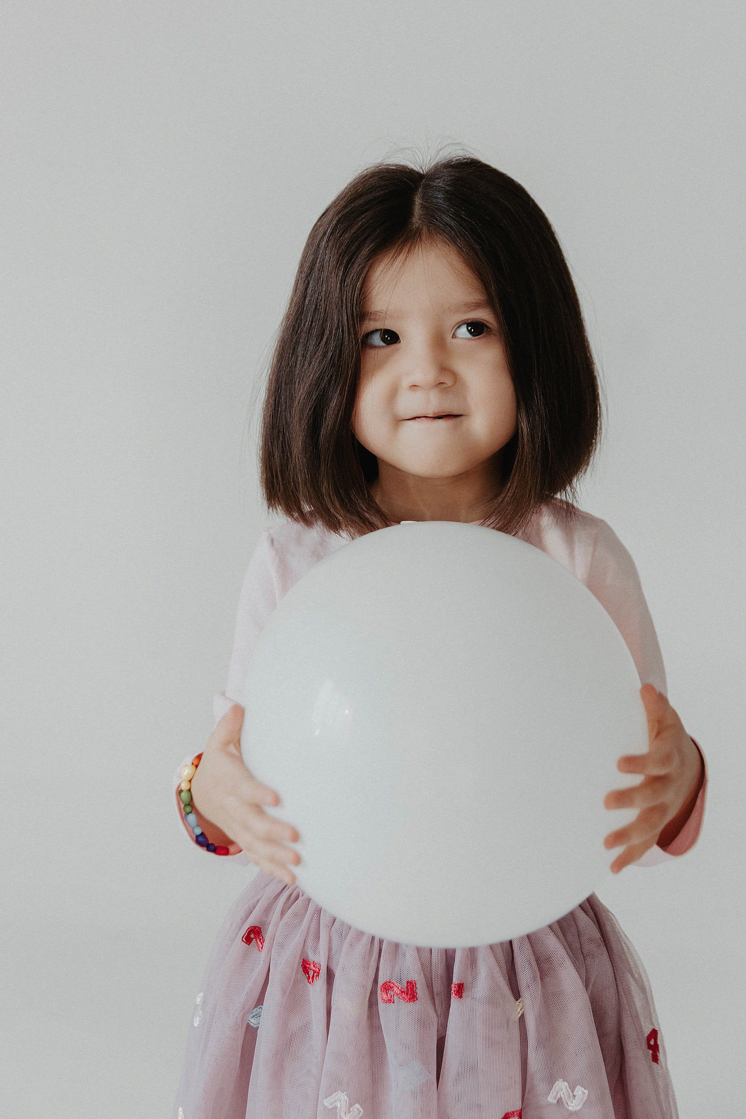 Семейная фотосессия в фотостудии Пространство. Свадебный, семейный и портретный фотограф в Алматы, Костанай