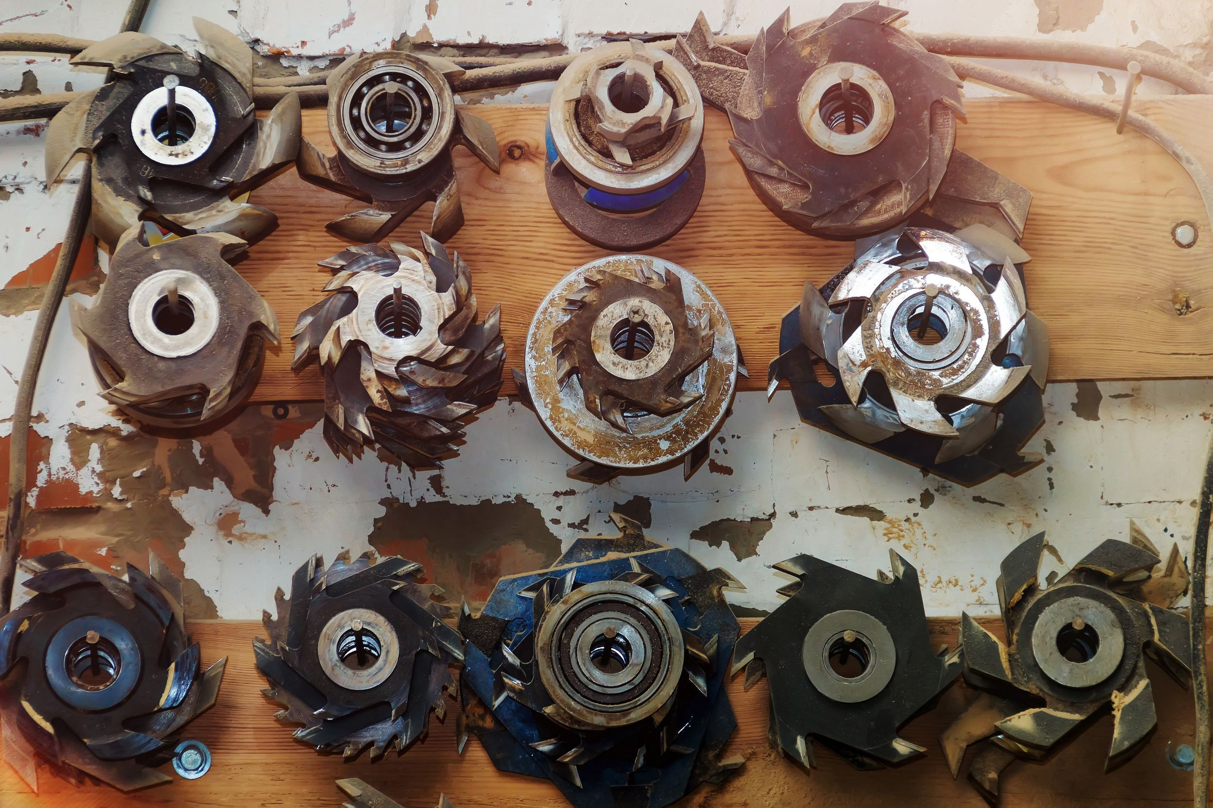 В столярной мастерской. Свадебный и семейный фотограф в Томске Максим Бейков