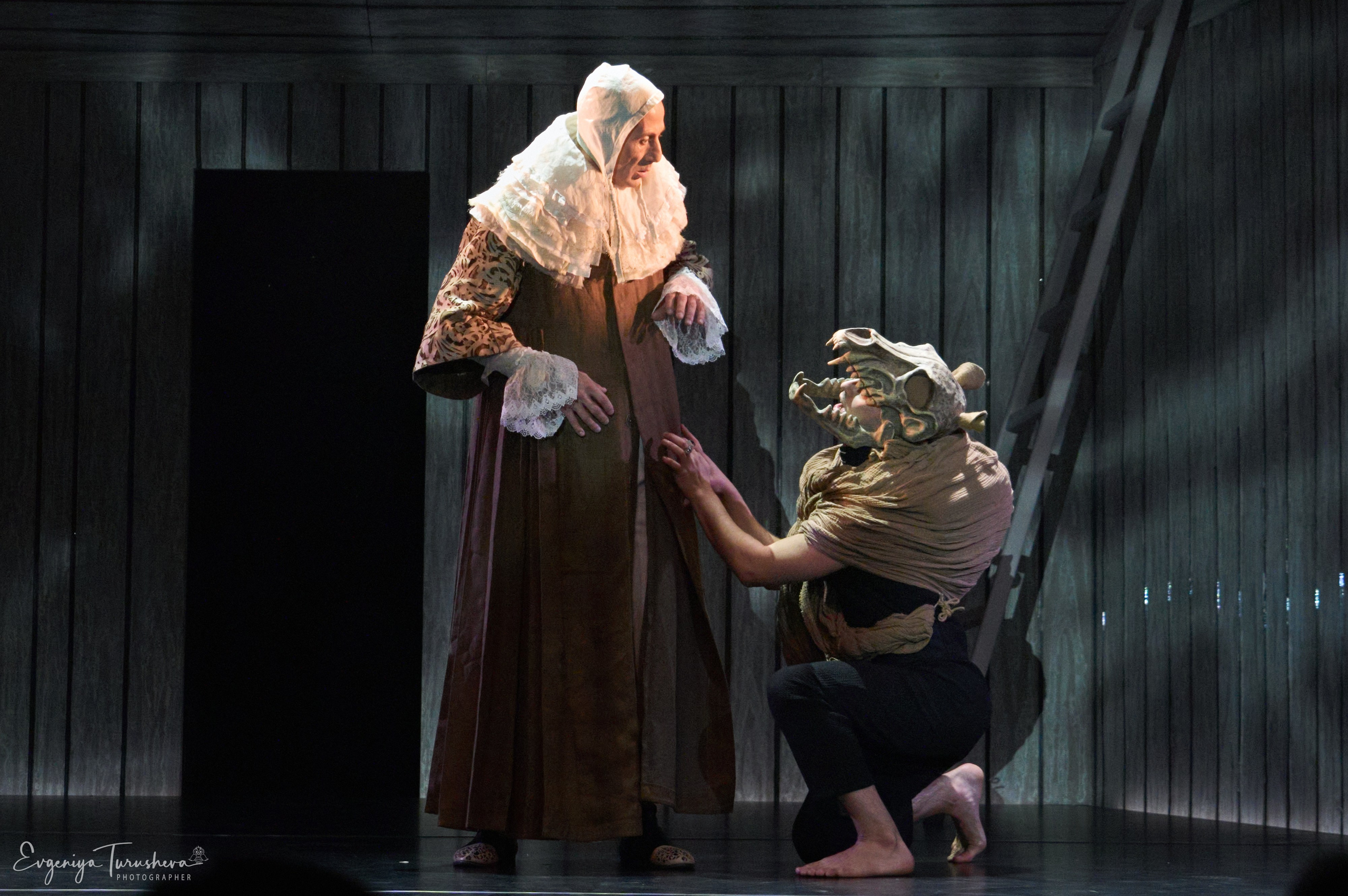 Картины из жизни доктора Фауста | 10.11.2025 | Театр кукол имени С. В. Образцова. Фотограф Евгения Турушева