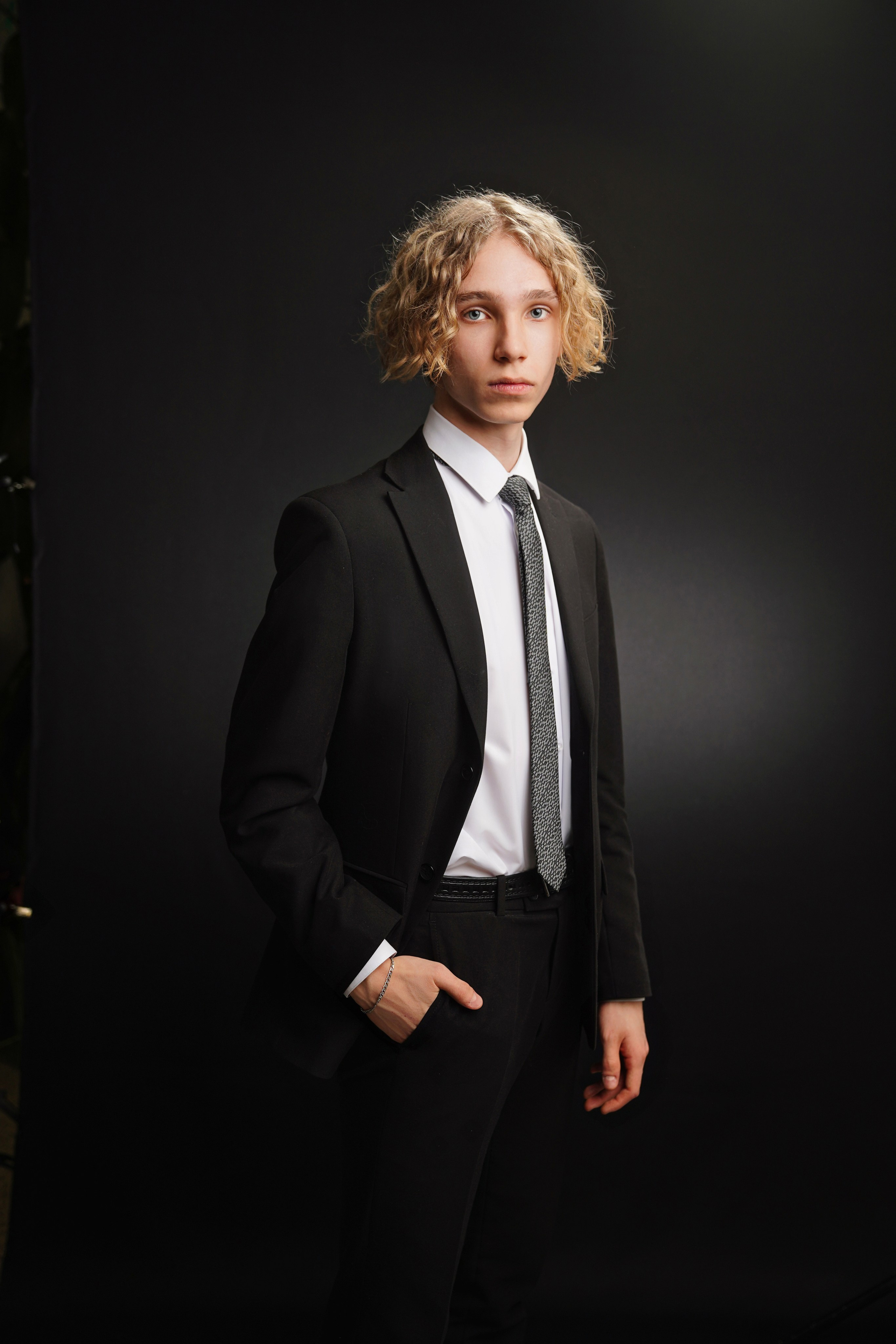 Стиль портрета в школе. GOTRA — выпускные альбомы в Тюмени