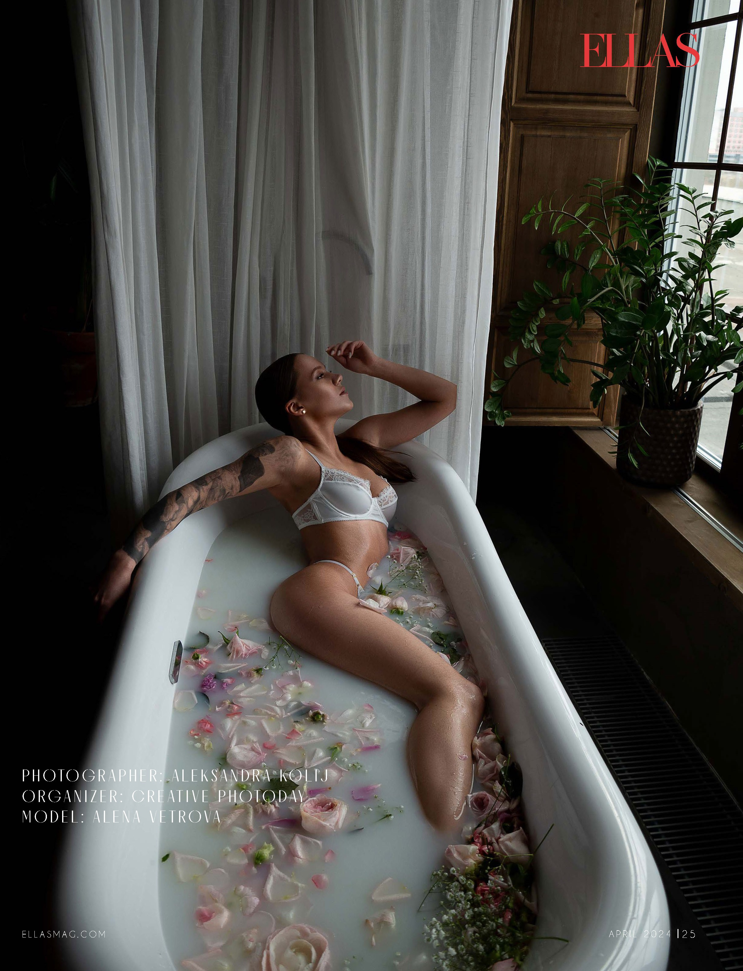 Стоимость студийной женской фотосессии в Санкт-Петербурге. Цены на будуарную съемку в Питере. Забронировать фотосессию Спб. Женский фотограф Санкт-Петербург Александра Колий