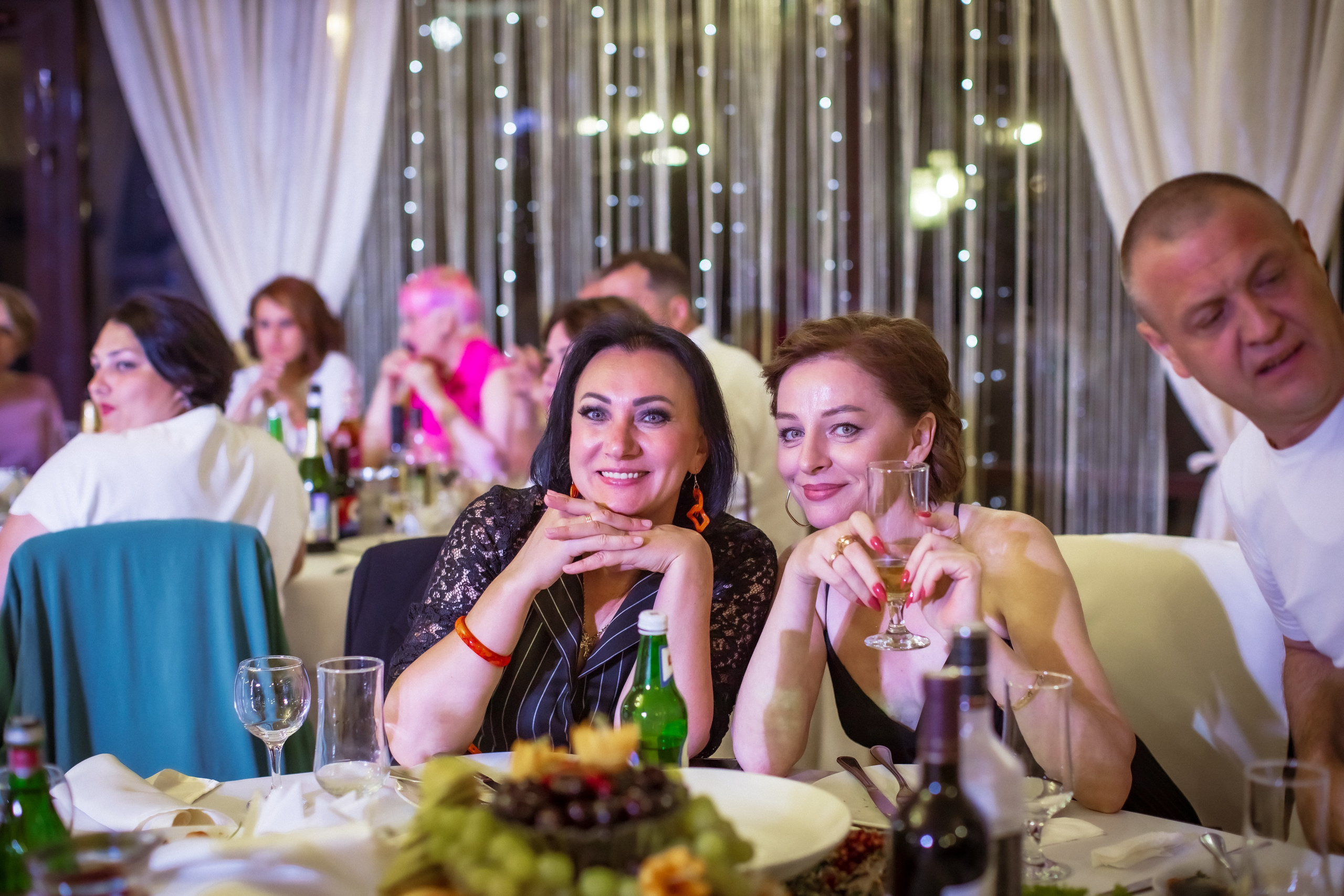 Фото для очаровательных выпускников 2024 года. Фотограф и видеограф в Ставрополе Инна Попова