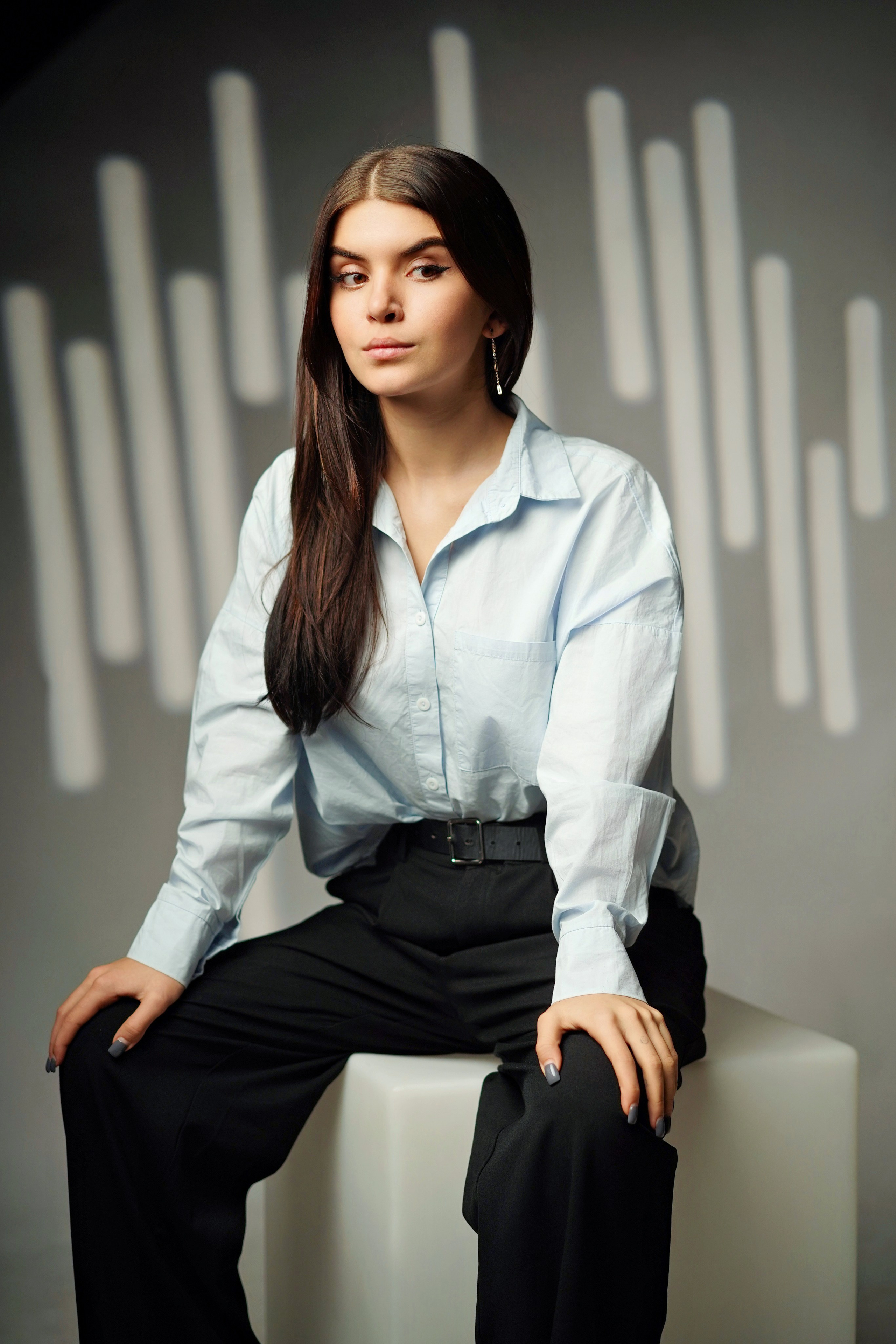 Стиль портрета в студии. GOTRA — выпускные альбомы в Тюмени