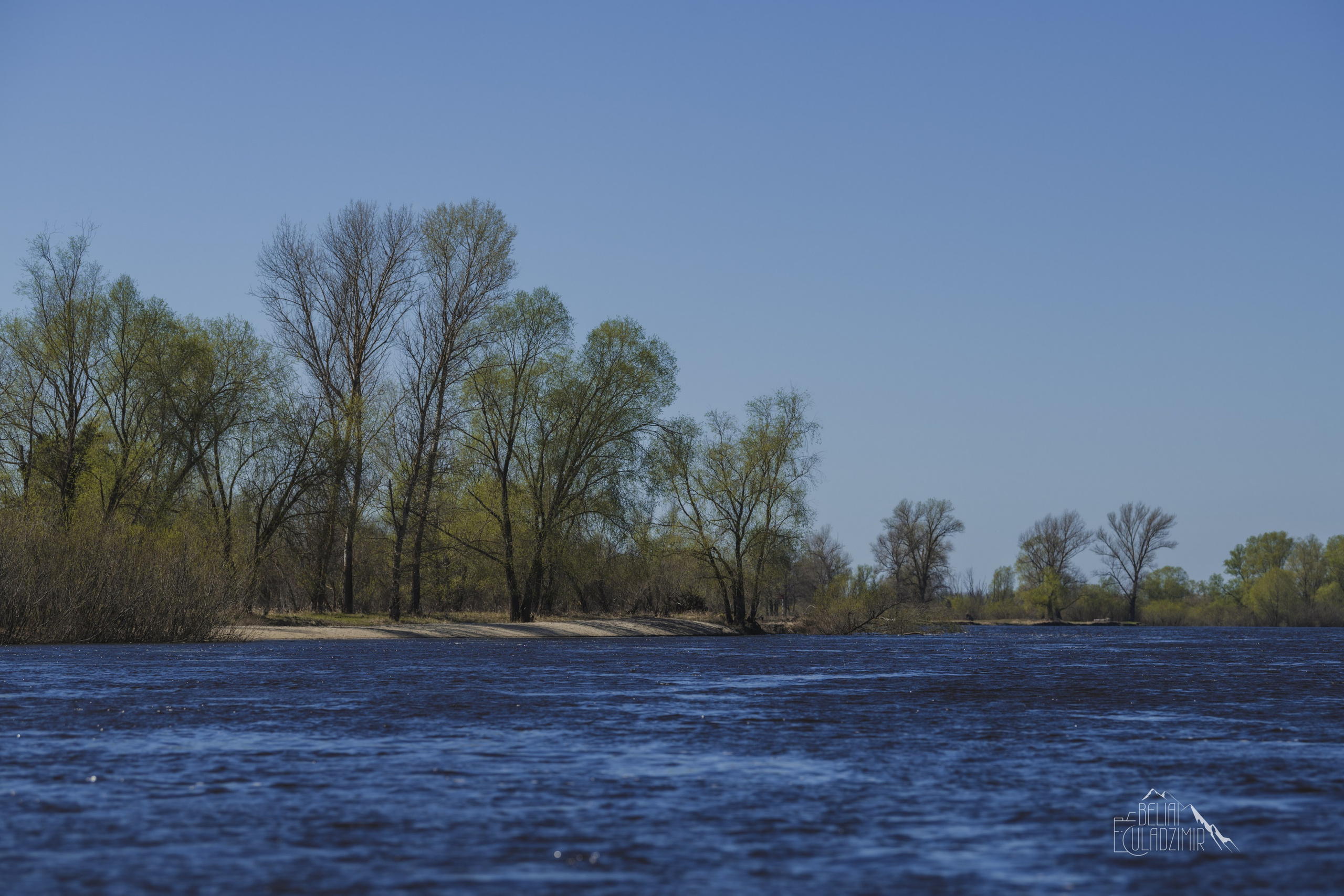 Сплав по реке Тремля 5 апреля 2026 года. Репортажный фотограф Владимир Беляй