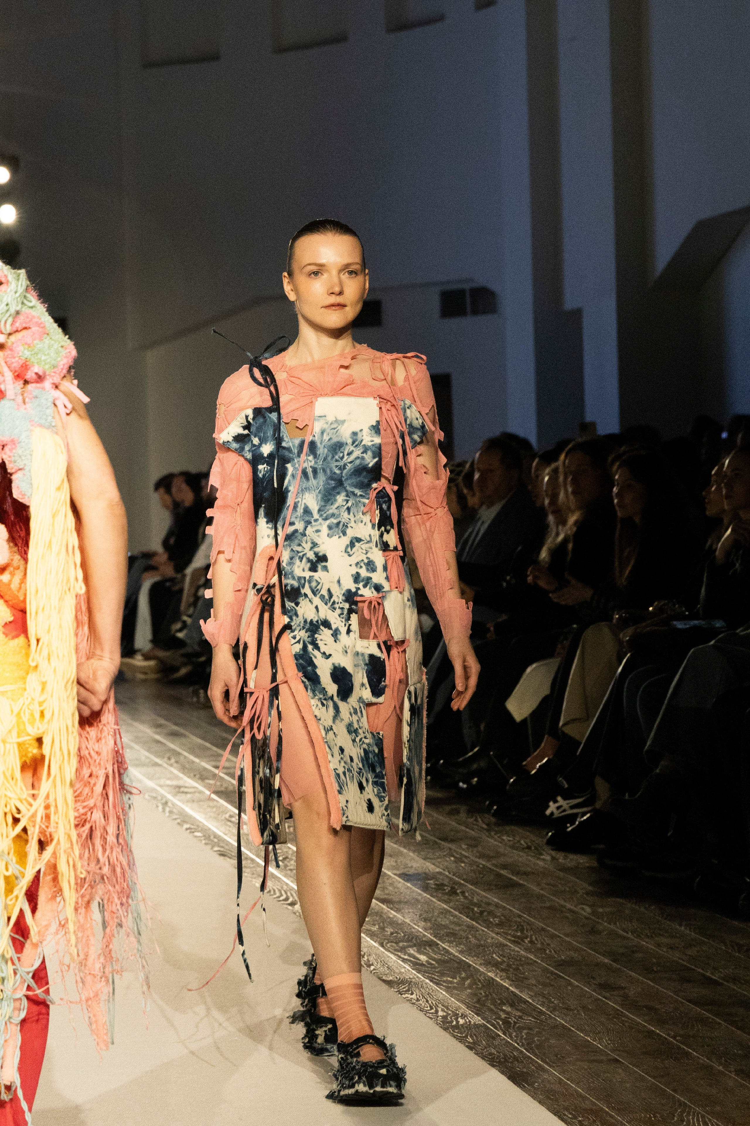 ДЛТ Собака.ru показ победителей конкурса «Новые имена в моде 2025». FOTOFAQ SKOOL г. Санкт-Петербург: очные, дистанционные и онлайн курсы фотографии