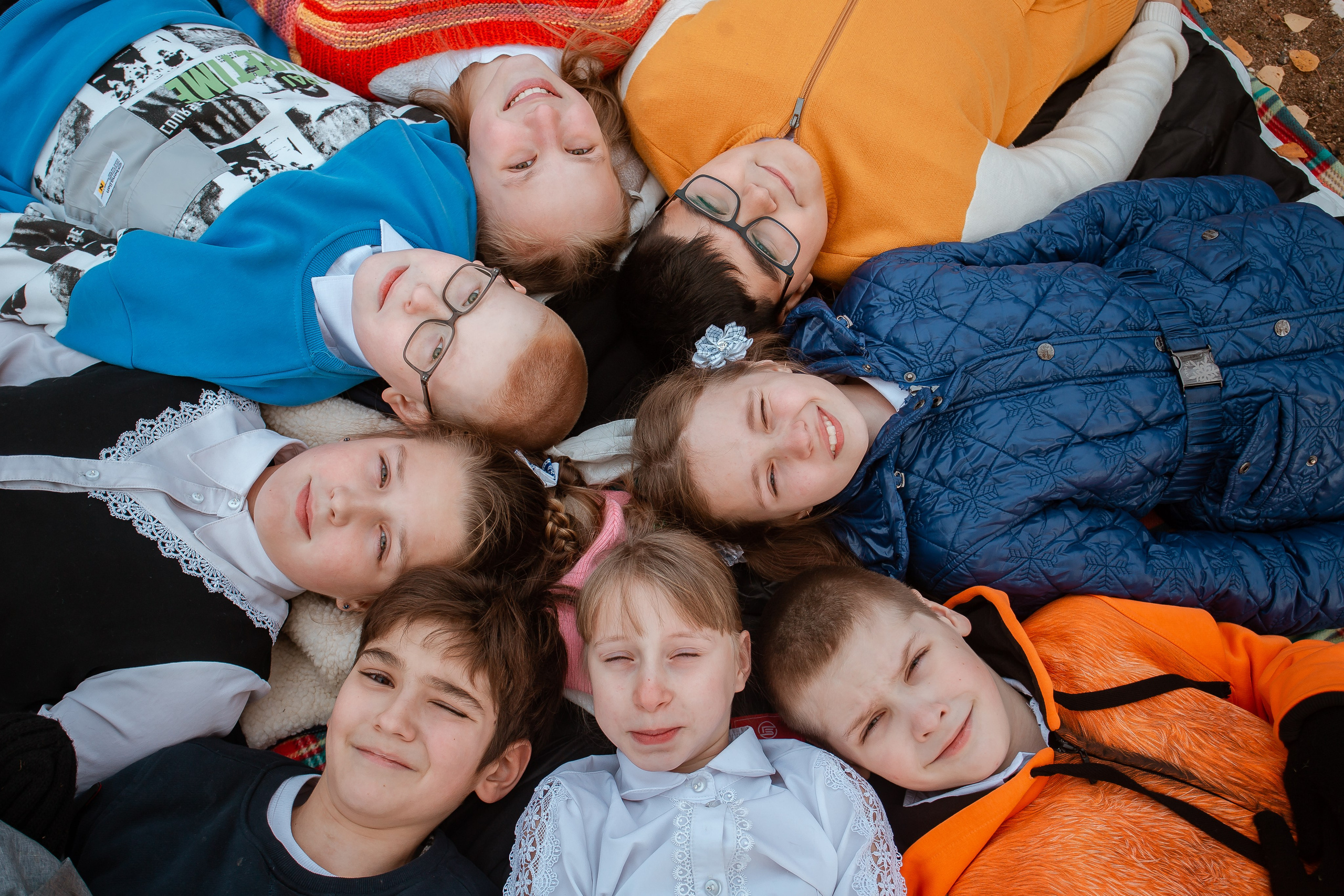 ЗАТО Озерный, школа 1, 4А класс. Студия выпускных альбомов Остров