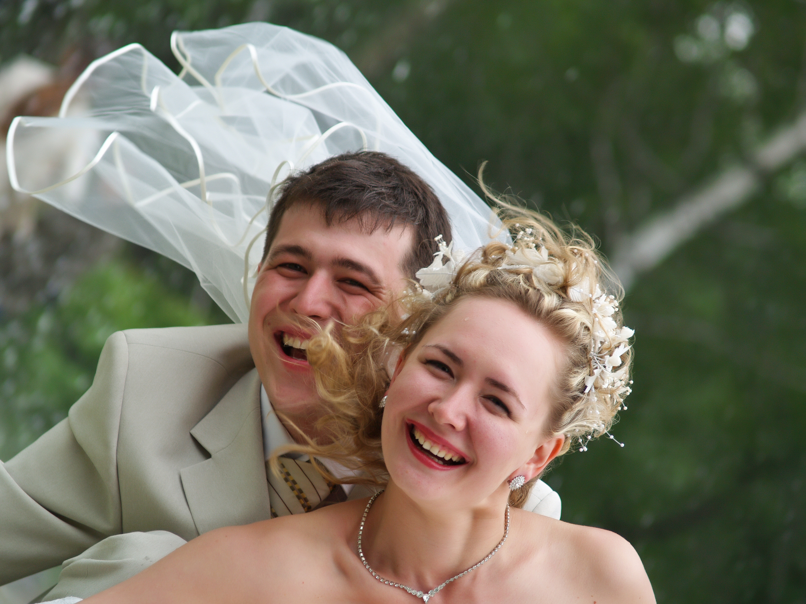 Свадебный и семейный фотограф, видеограф. Живу в городе Нефтекамске, Б