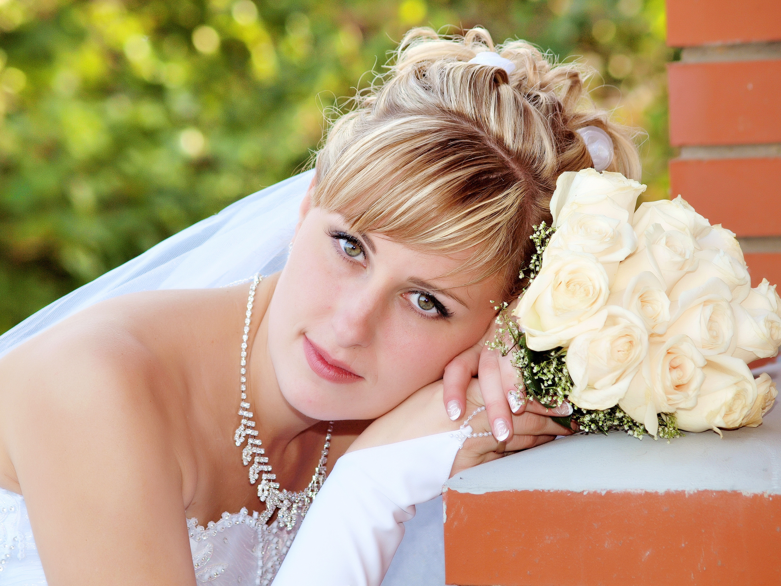 Свадебный и семейный фотограф, видеограф. Живу в городе Нефтекамске, Б