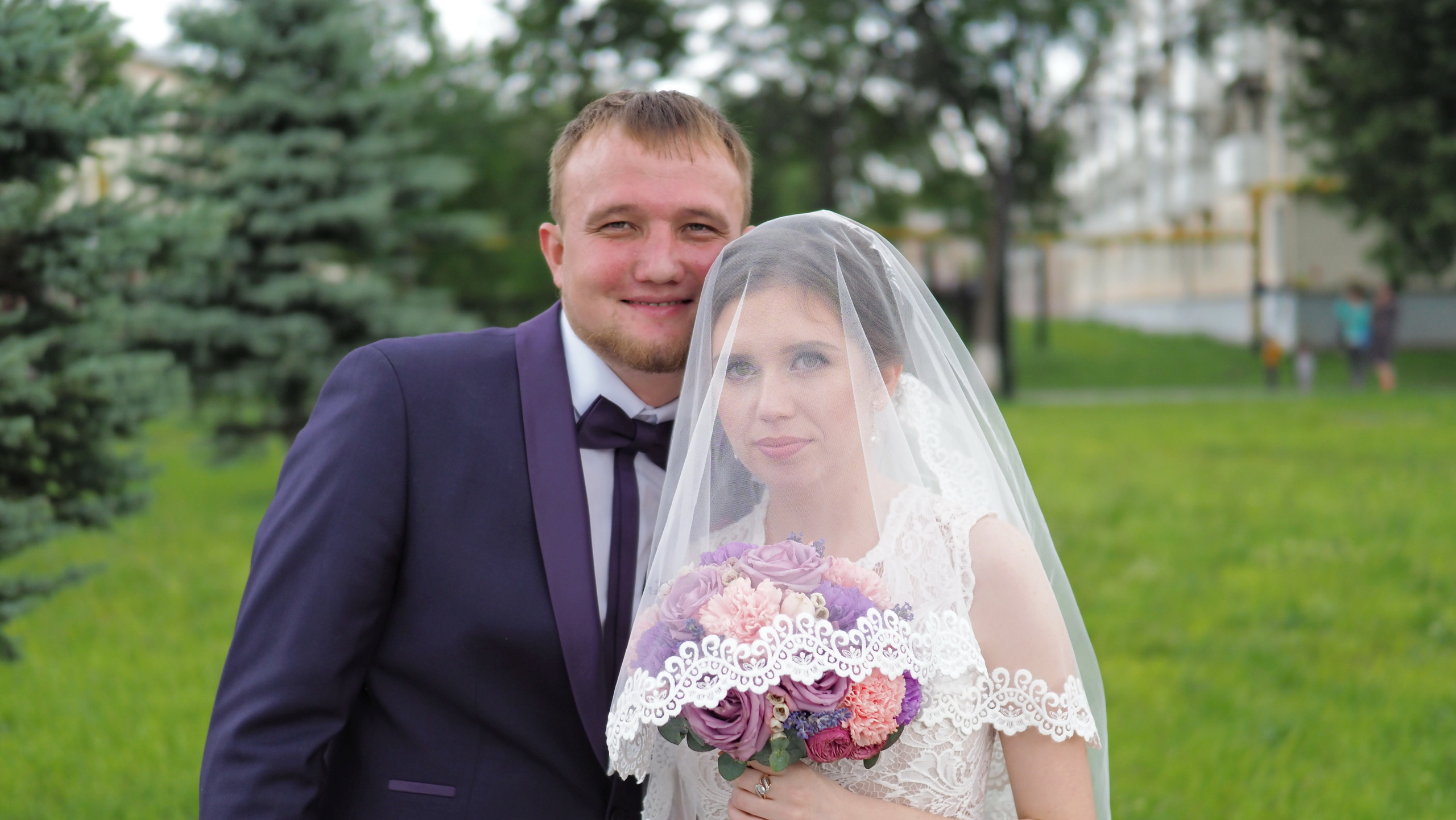 Свадебный и семейный фотограф, видеограф. Живу в городе Нефтекамске, Б