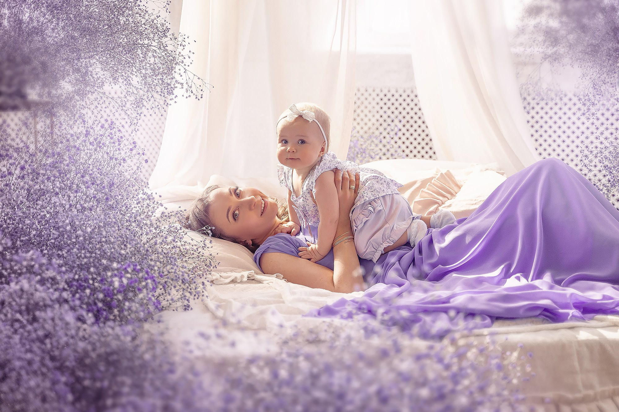 Весенняя фотосессия в лиловых цветах. Детский и семейный фотограф в Москве Катерина Орлова