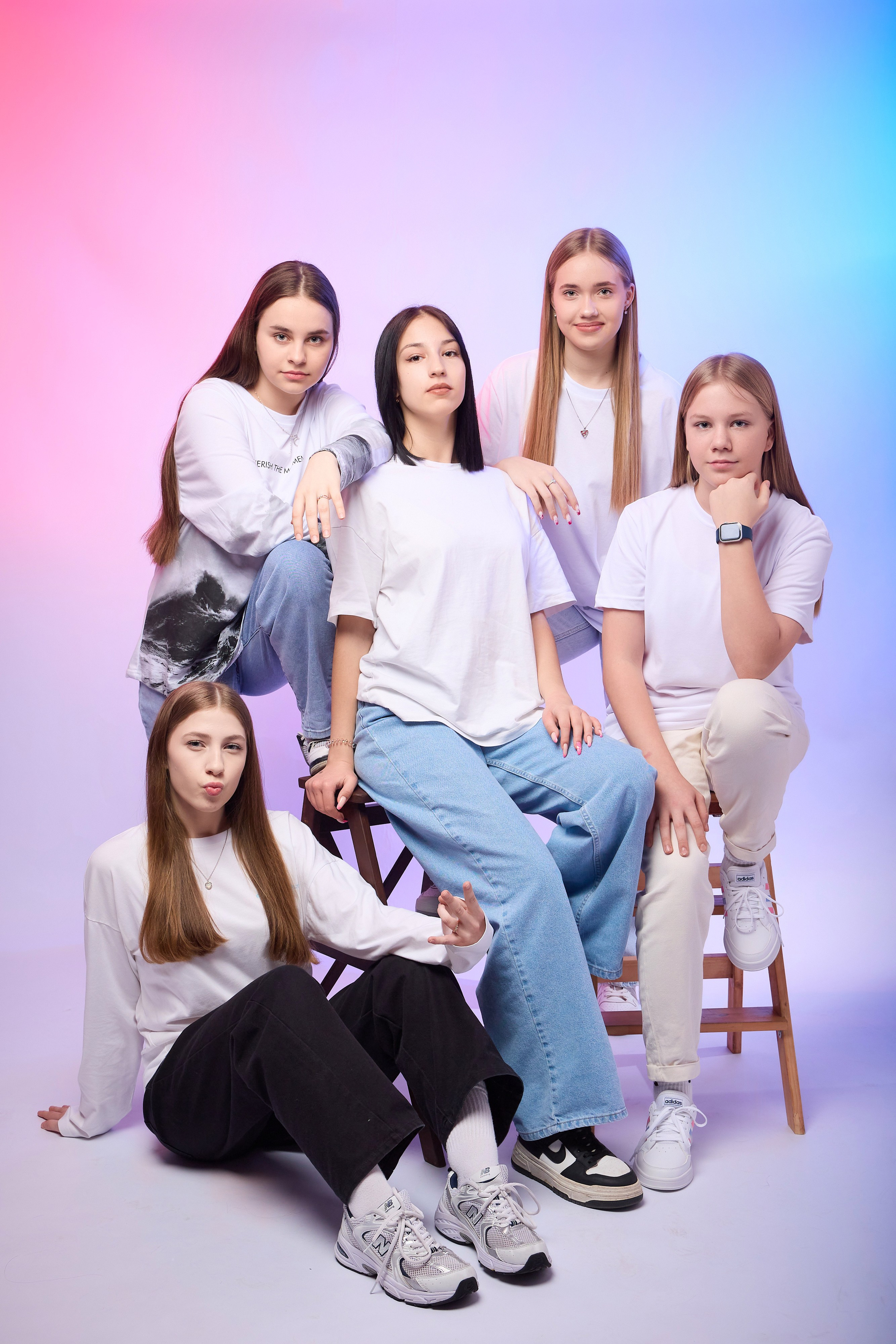 А у нас новая фотозона. Школьный фотограф, выпускные альбомы