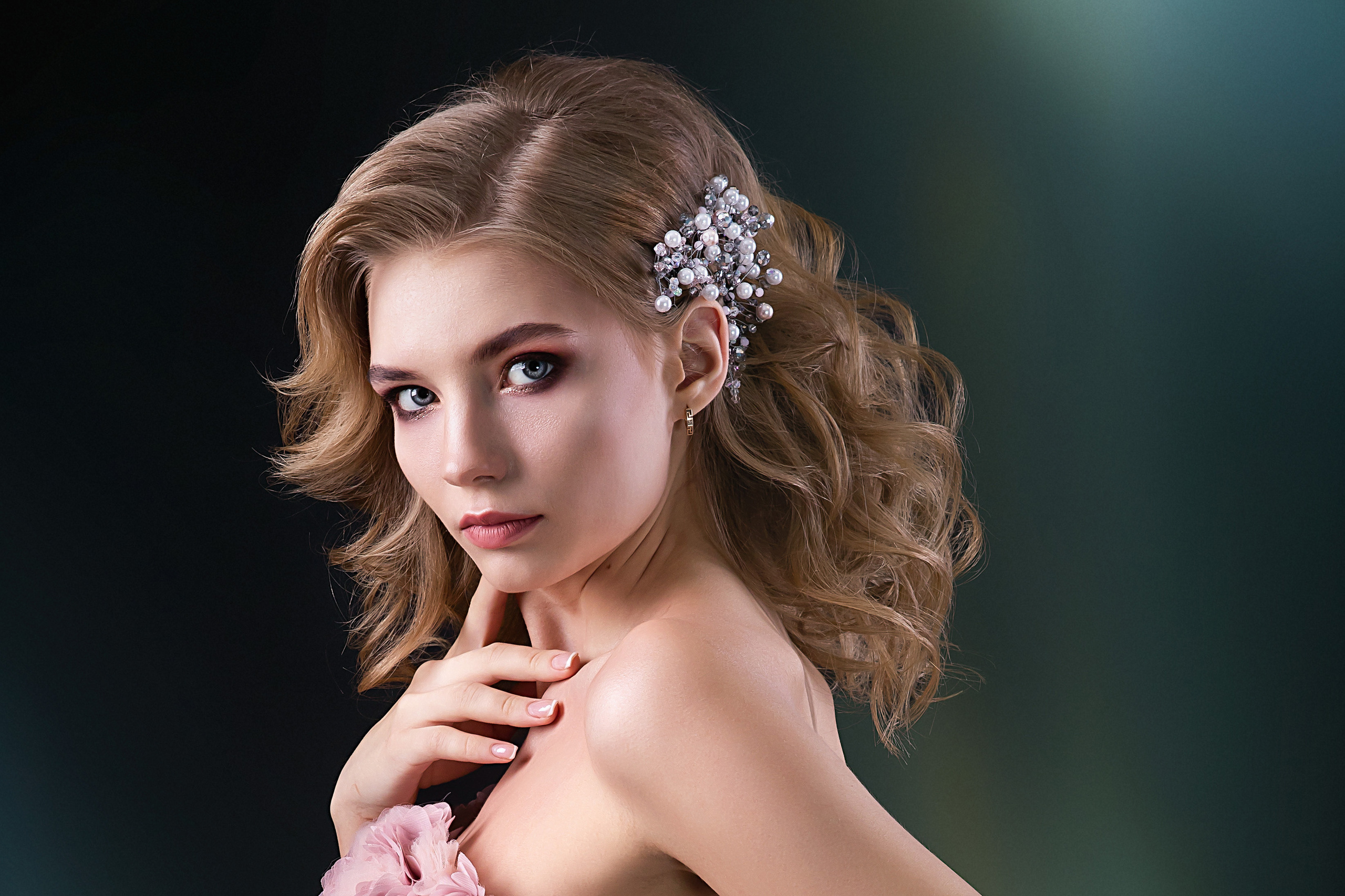 Съёмка для Полины. Стахановская фот студия. Прическа Наталья Демченко. Фотограф Андрей Лёвкин