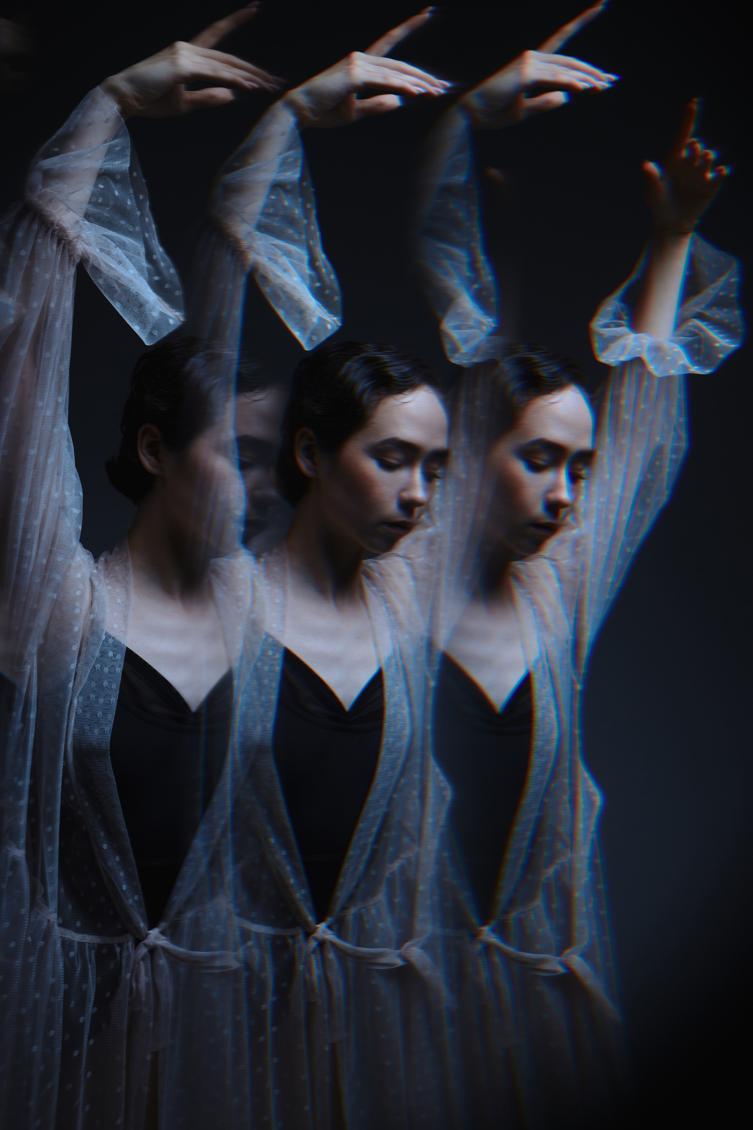 Фотосессия в образе балерины в платье сетка СИНИОКО. Одежда из Санкт-Петербурга СИНИОКО